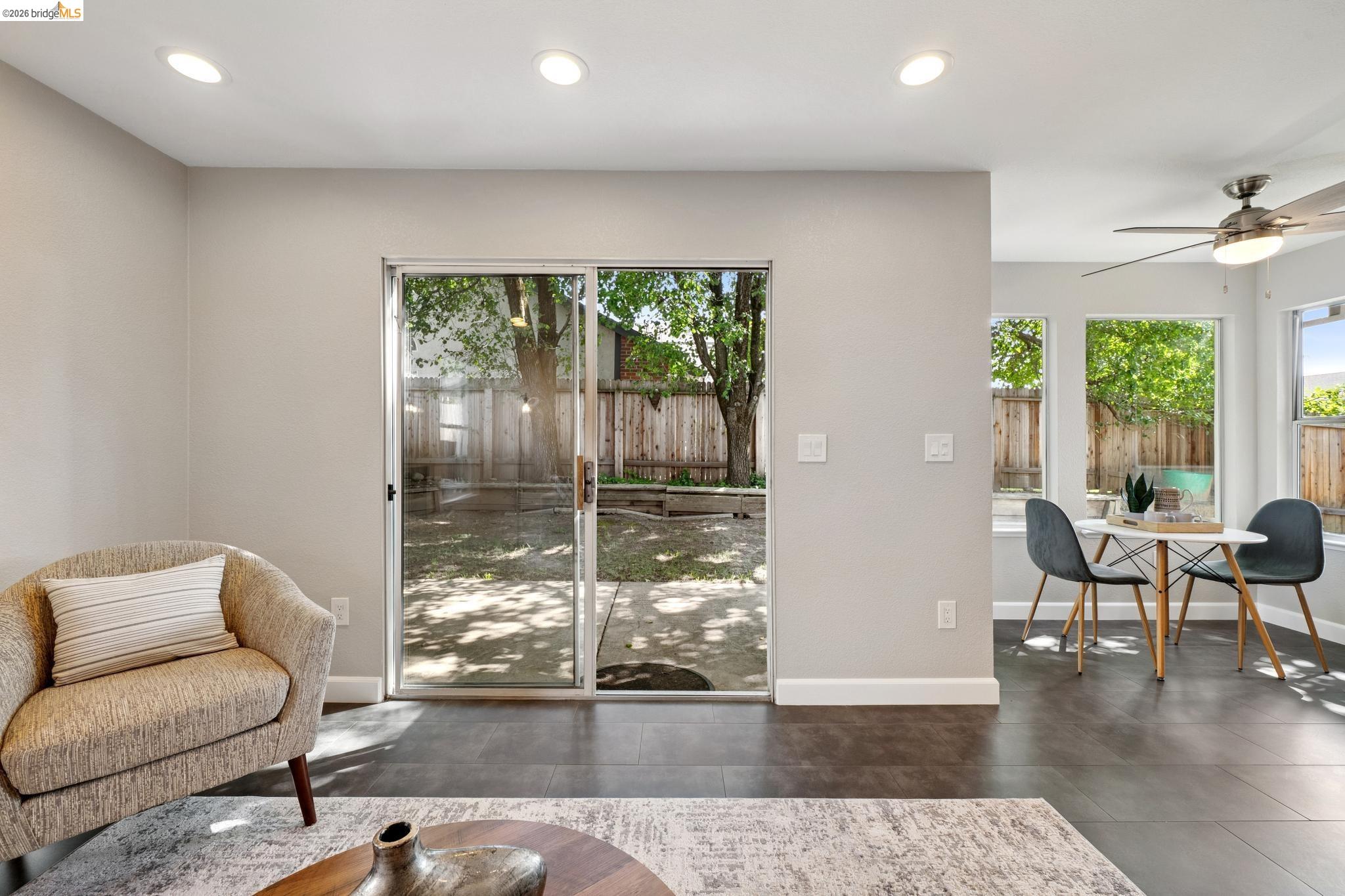 3400 Cobblestone Dr