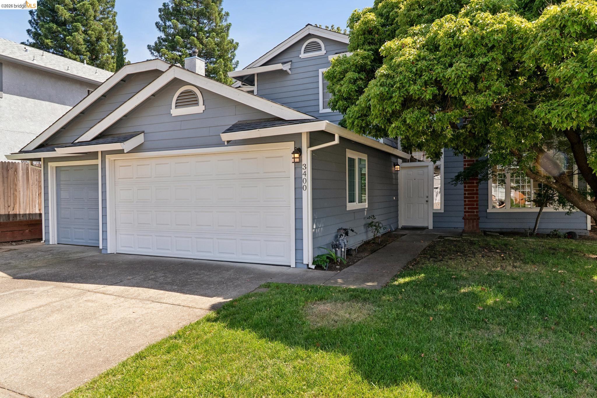3400 Cobblestone Dr