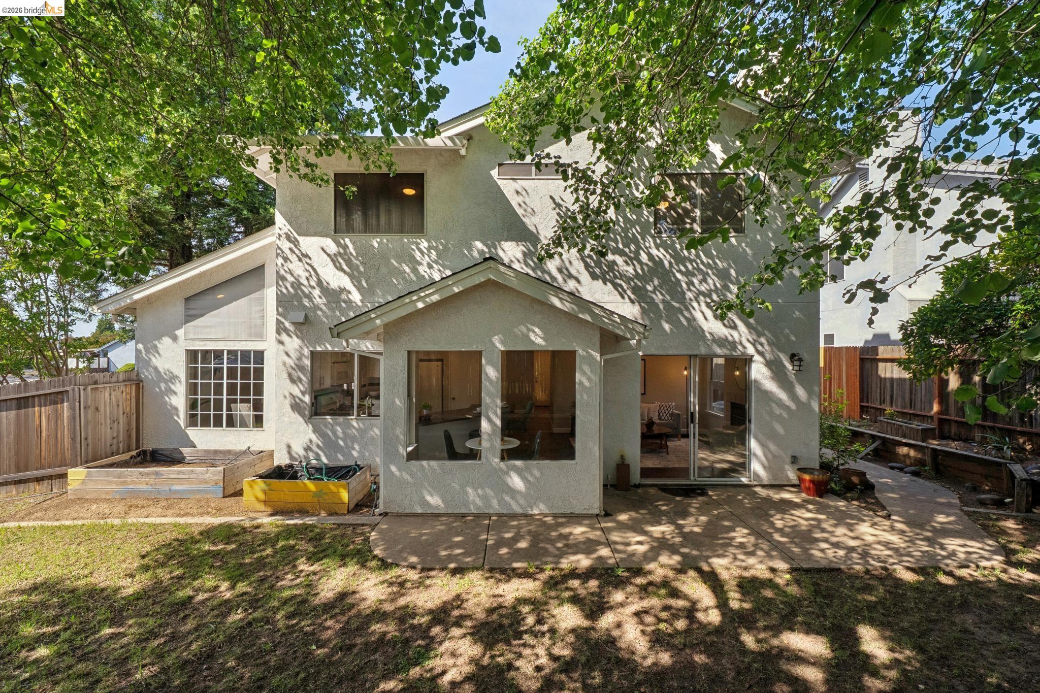 3400 Cobblestone Dr