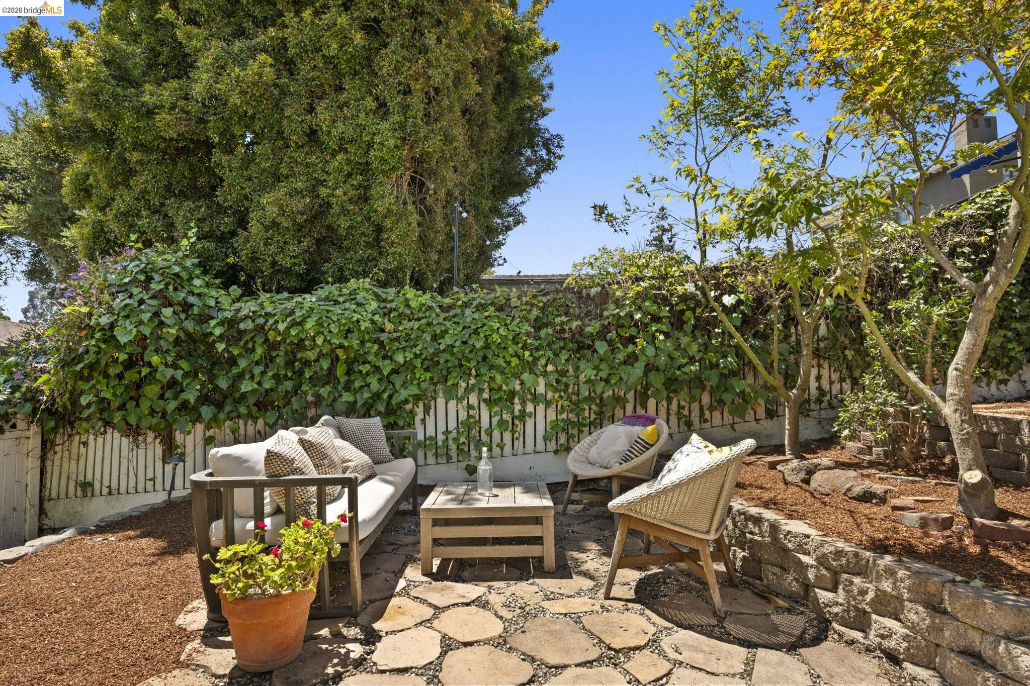 791 Santa Ray Avenue