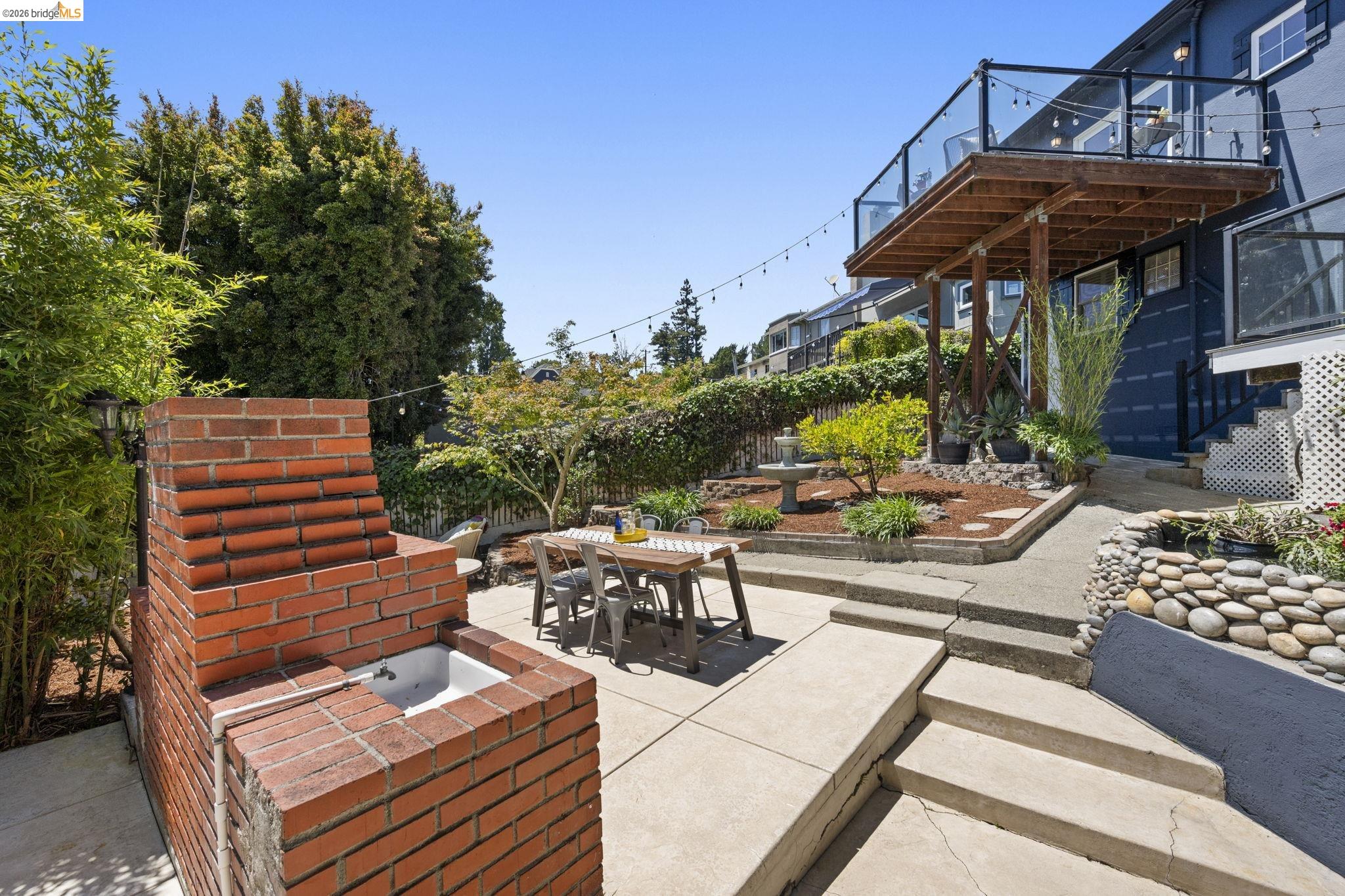 791 Santa Ray Avenue