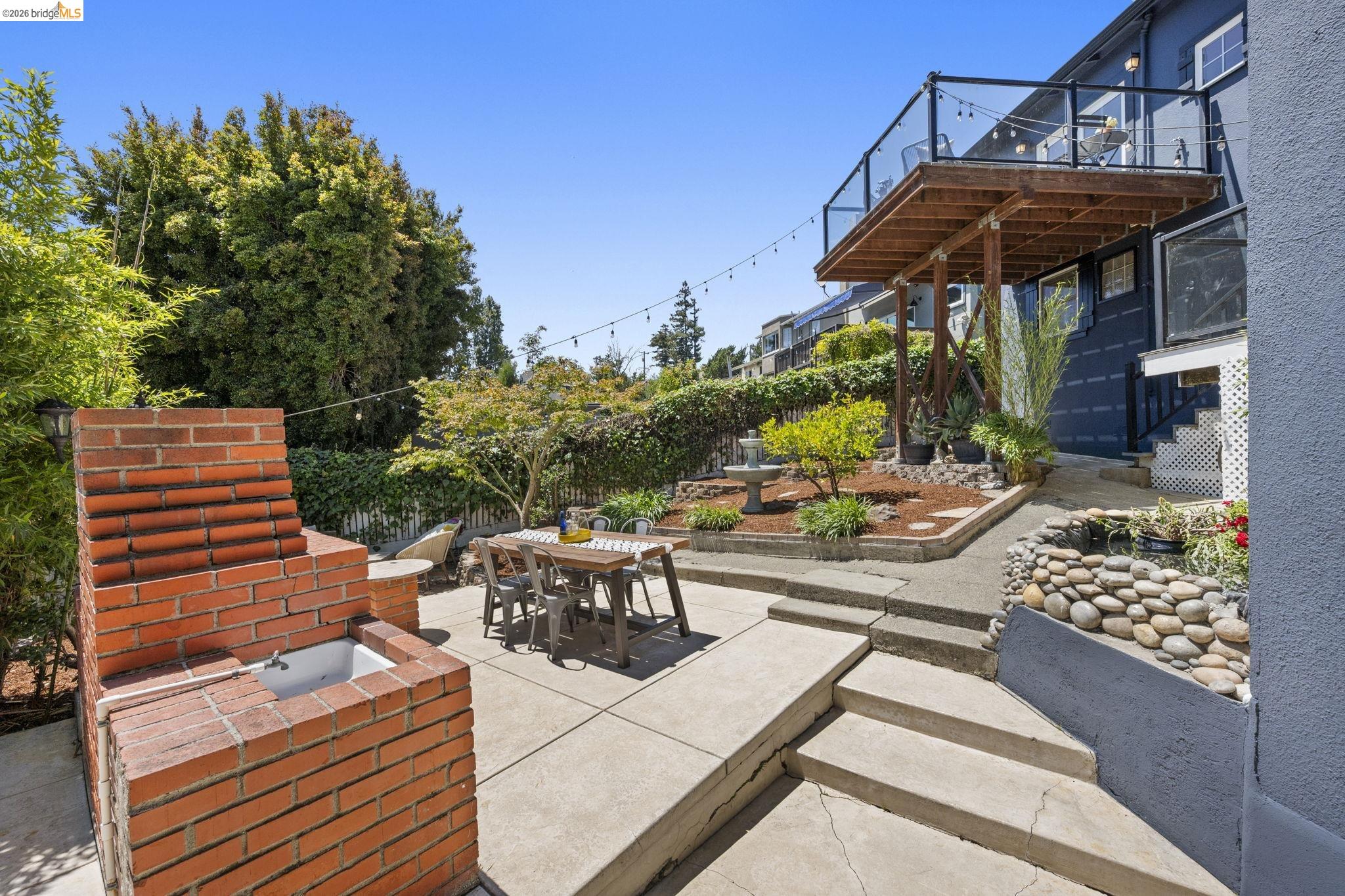 791 Santa Ray Avenue