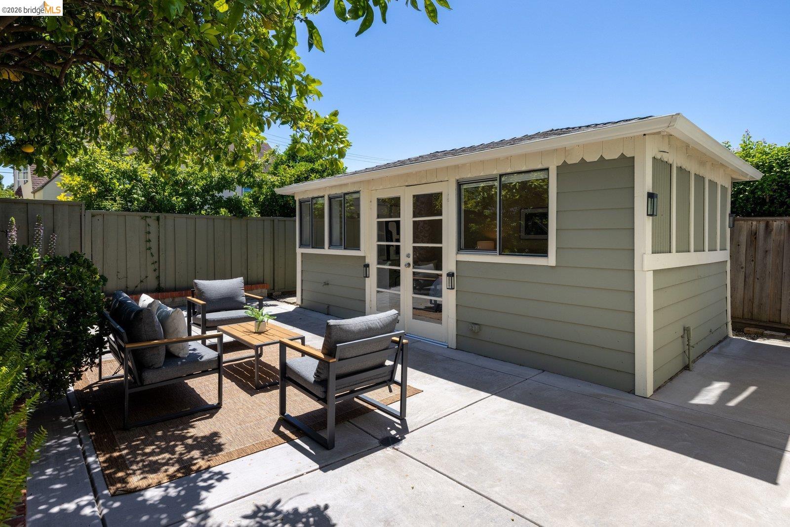 575 Mckinley Ct