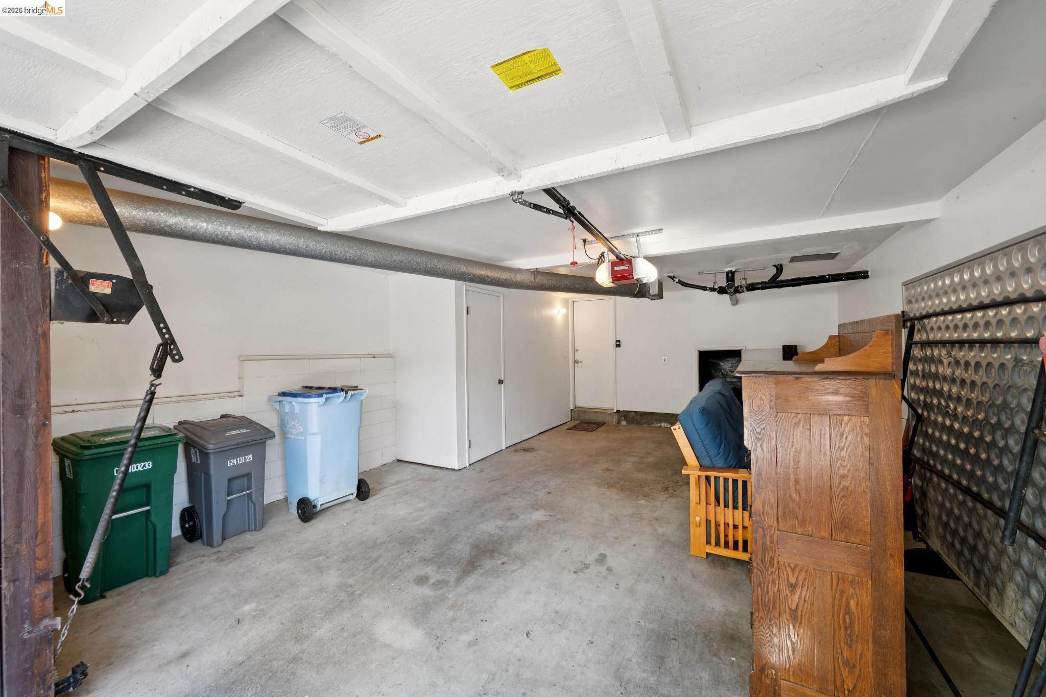 1340 Henry St