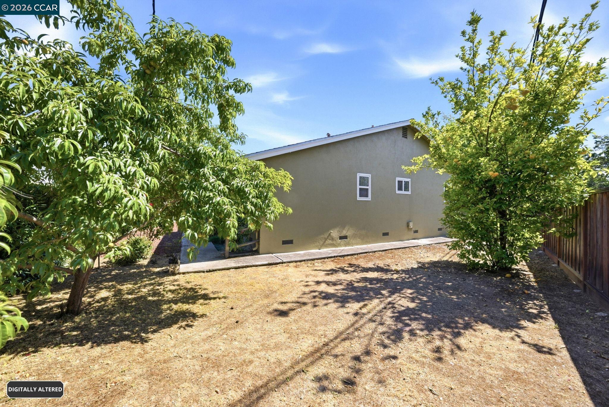 752 Citrus Ave