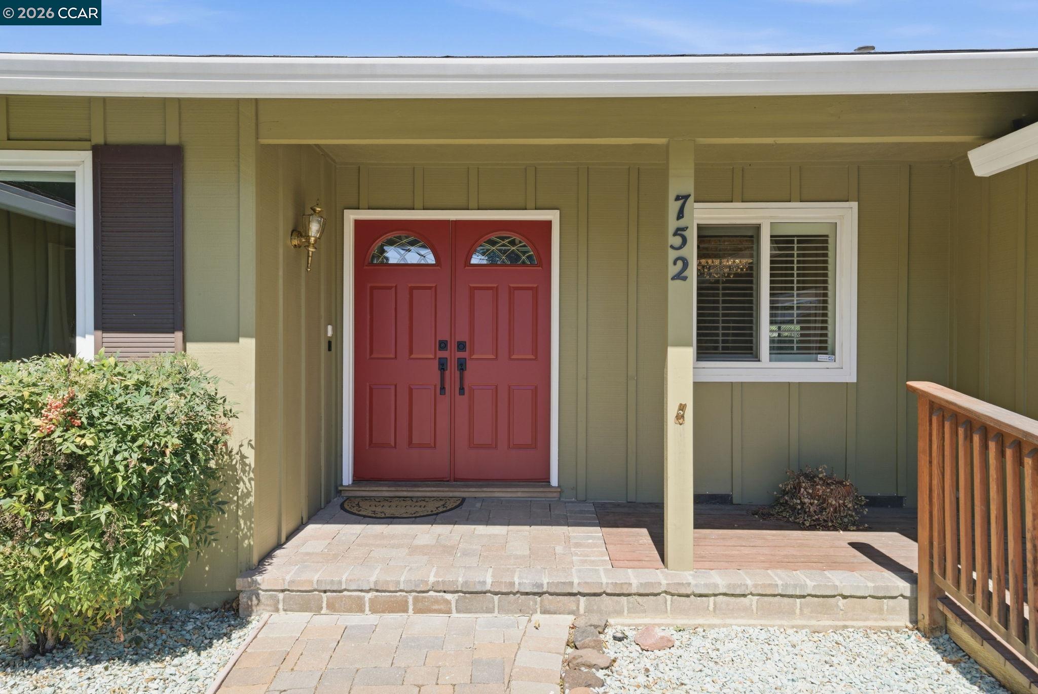 752 Citrus Ave