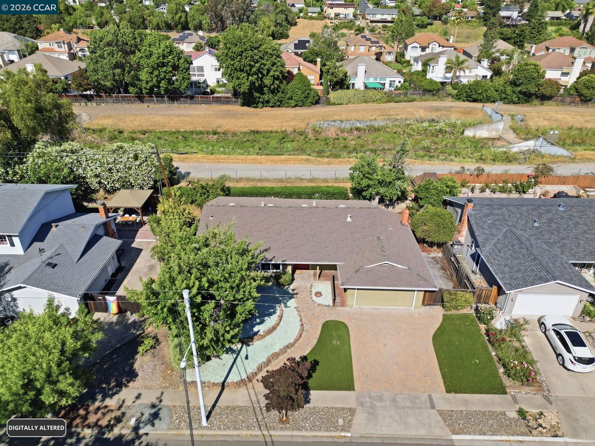 752 Citrus Ave