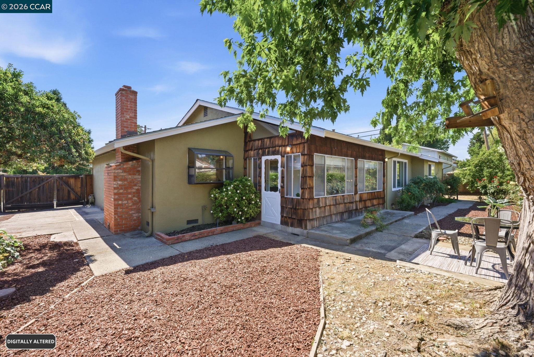 752 Citrus Ave