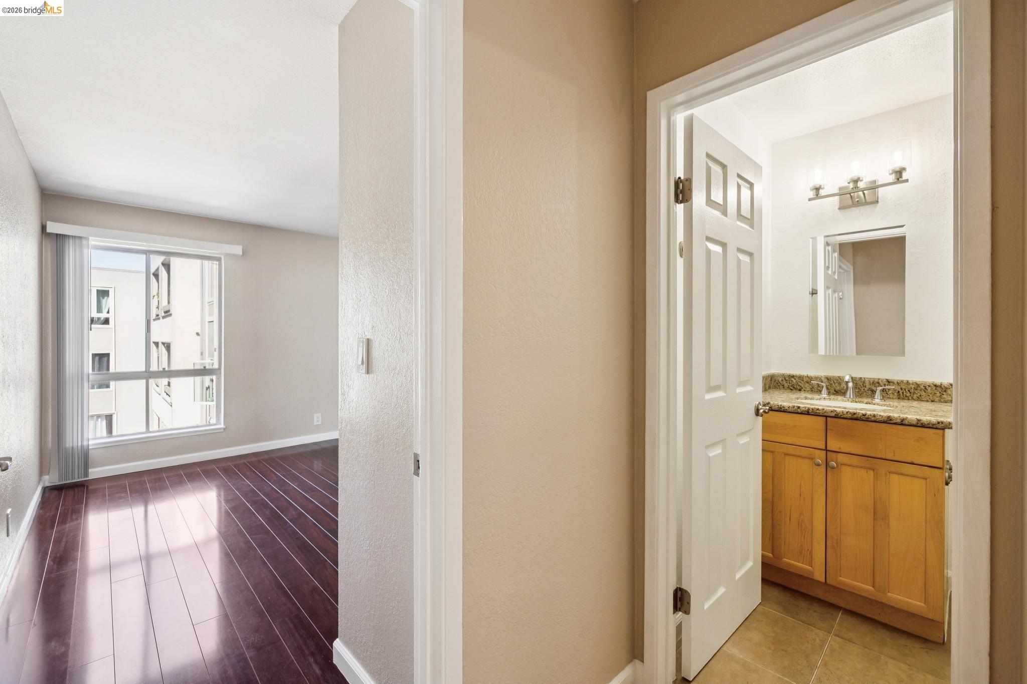 466 Crescent Street # 317