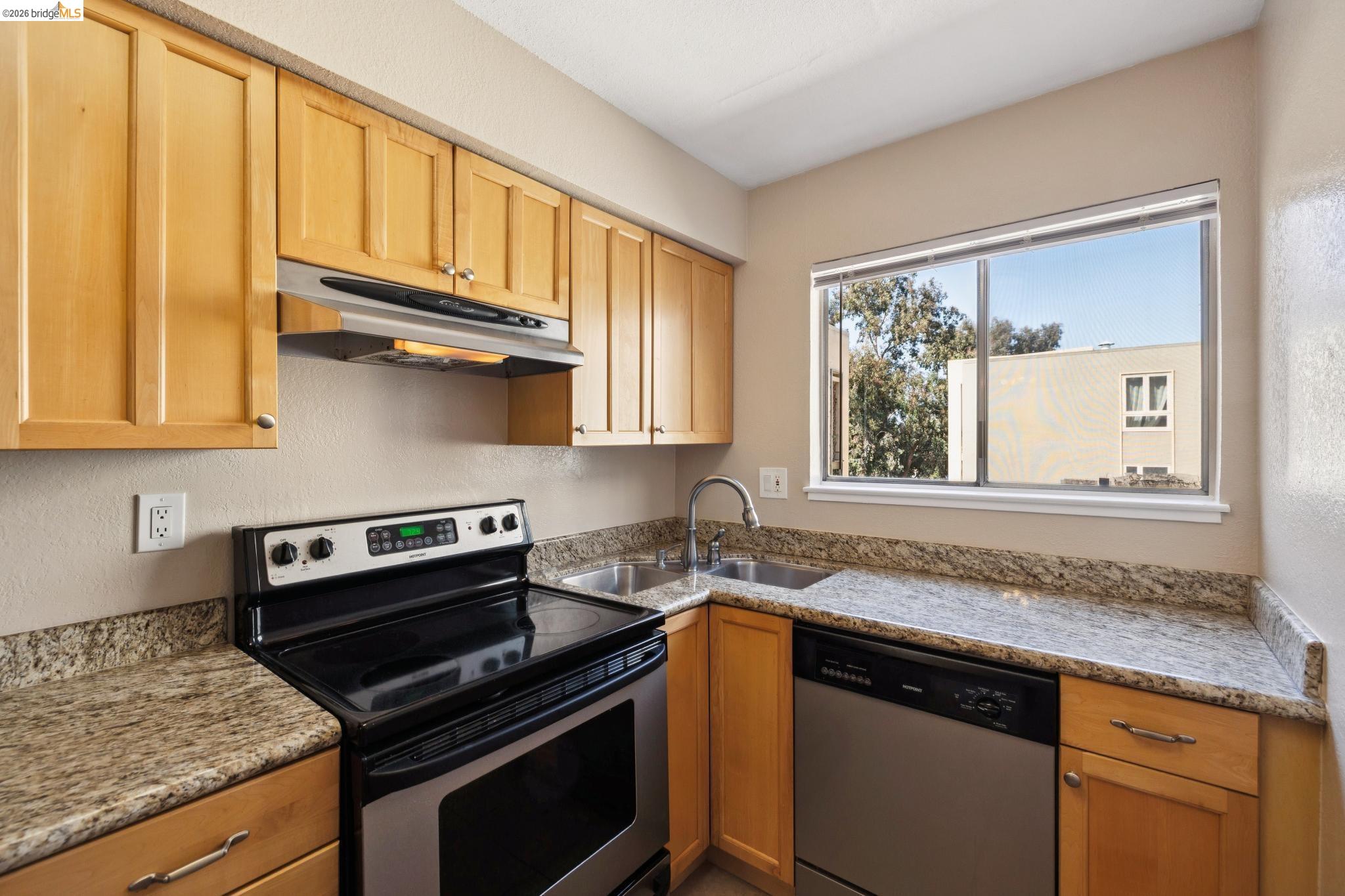 466 Crescent Street # 317