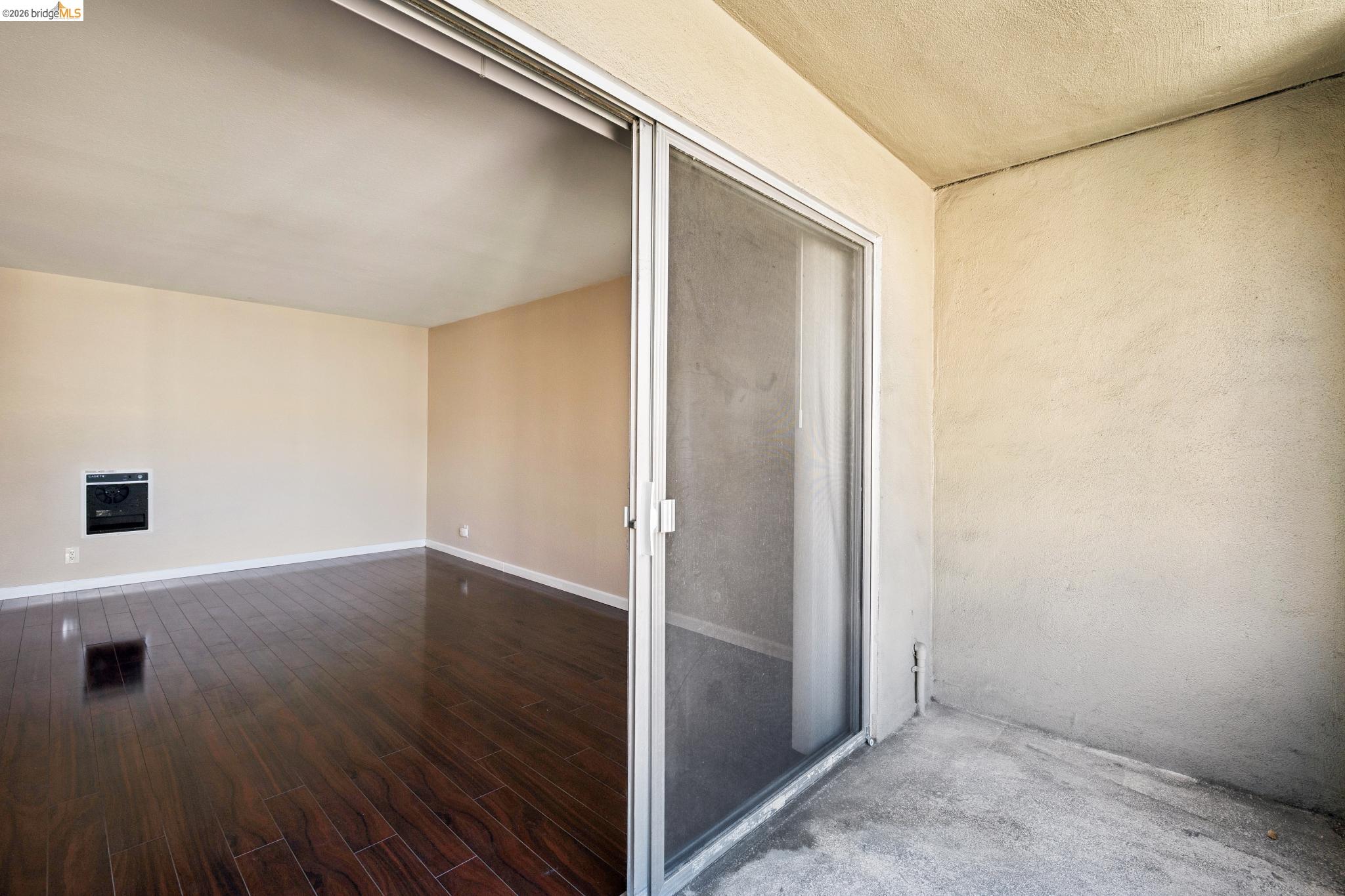 466 Crescent Street # 317