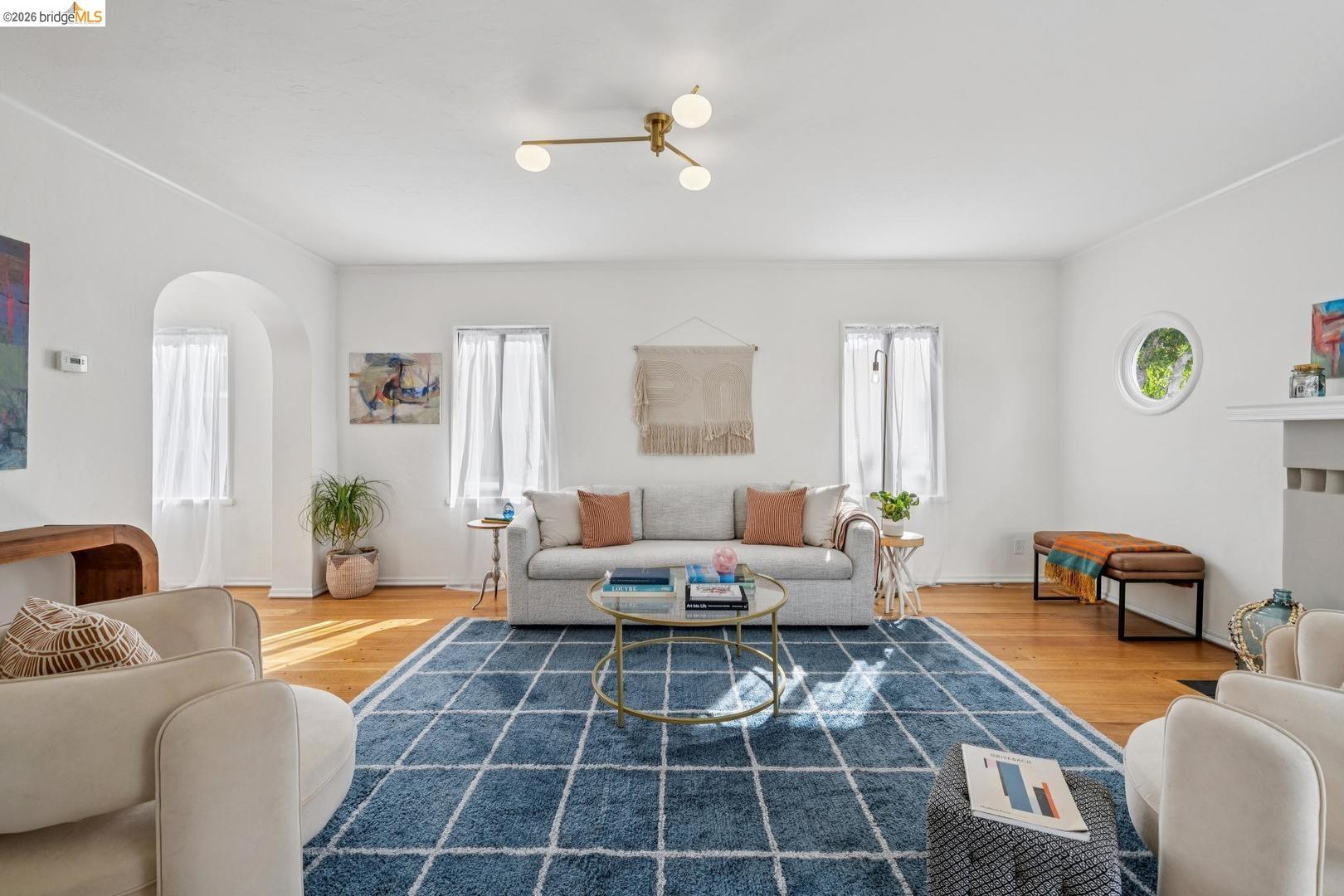 259 W Broadmoor BLVD