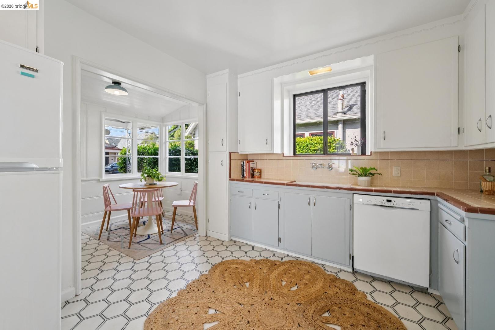 259 W Broadmoor BLVD