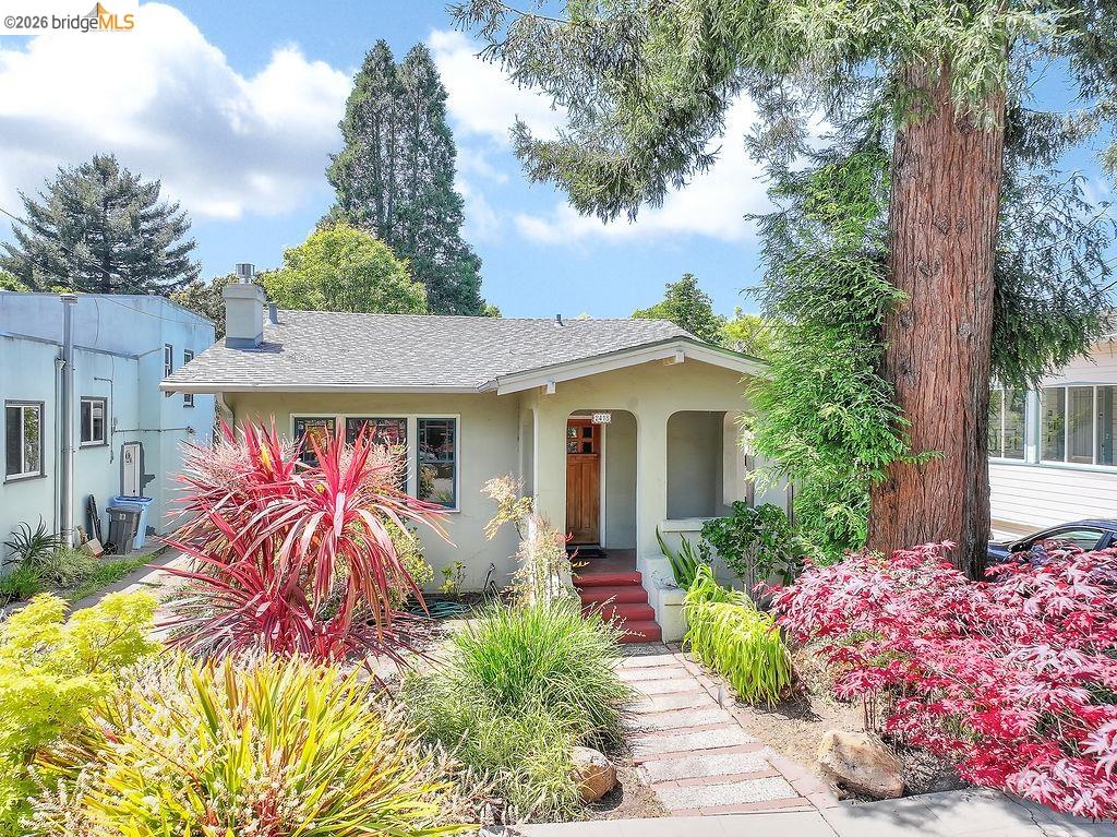 2418 Jefferson Avenue