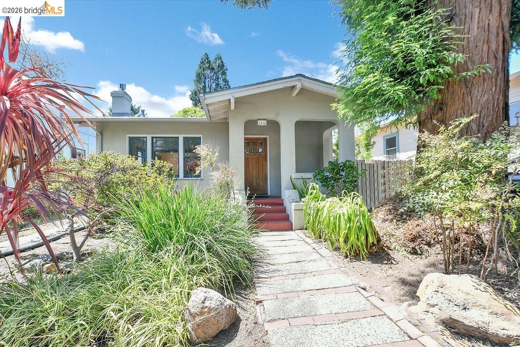 2418 Jefferson Avenue