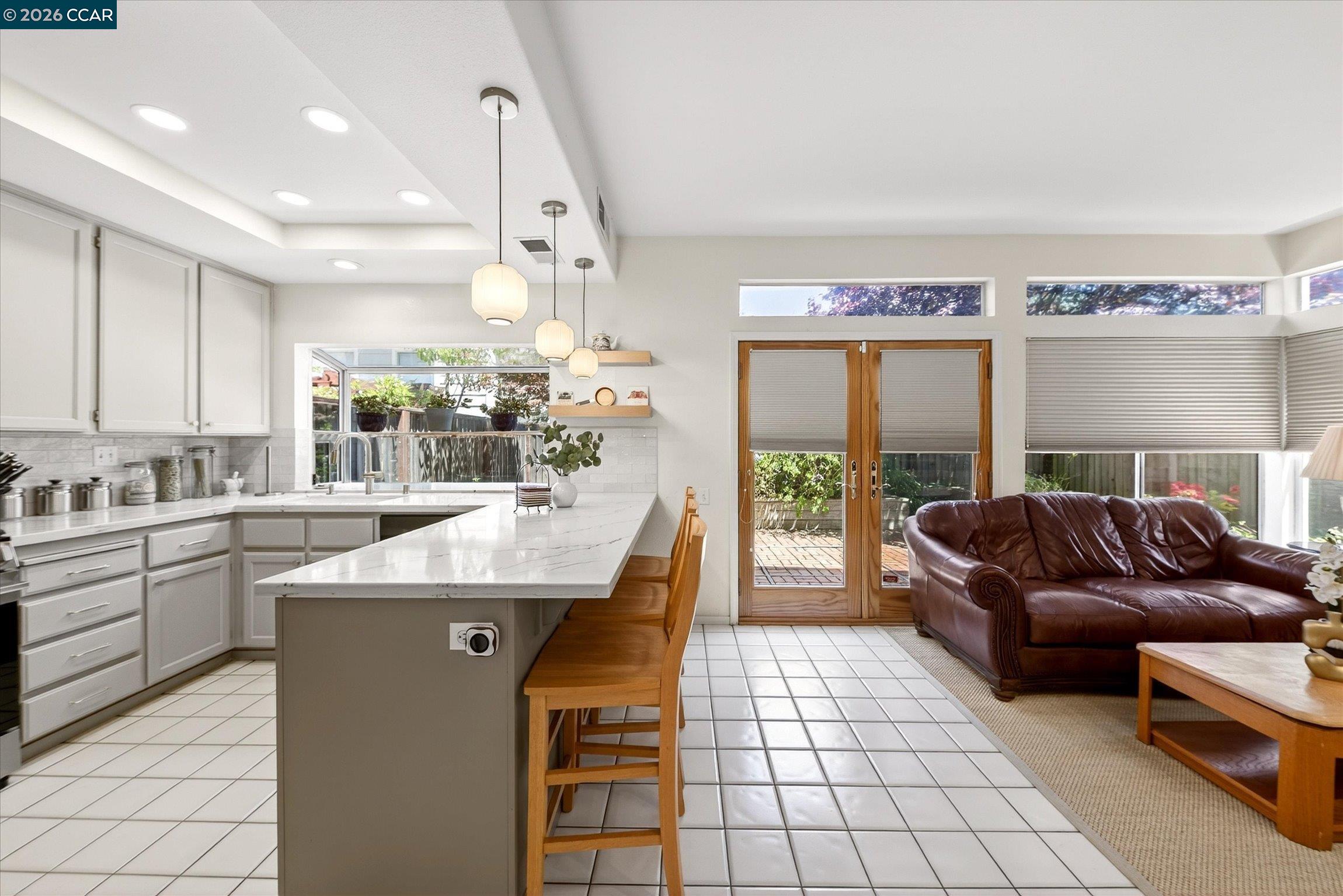 48 Southwind Cir