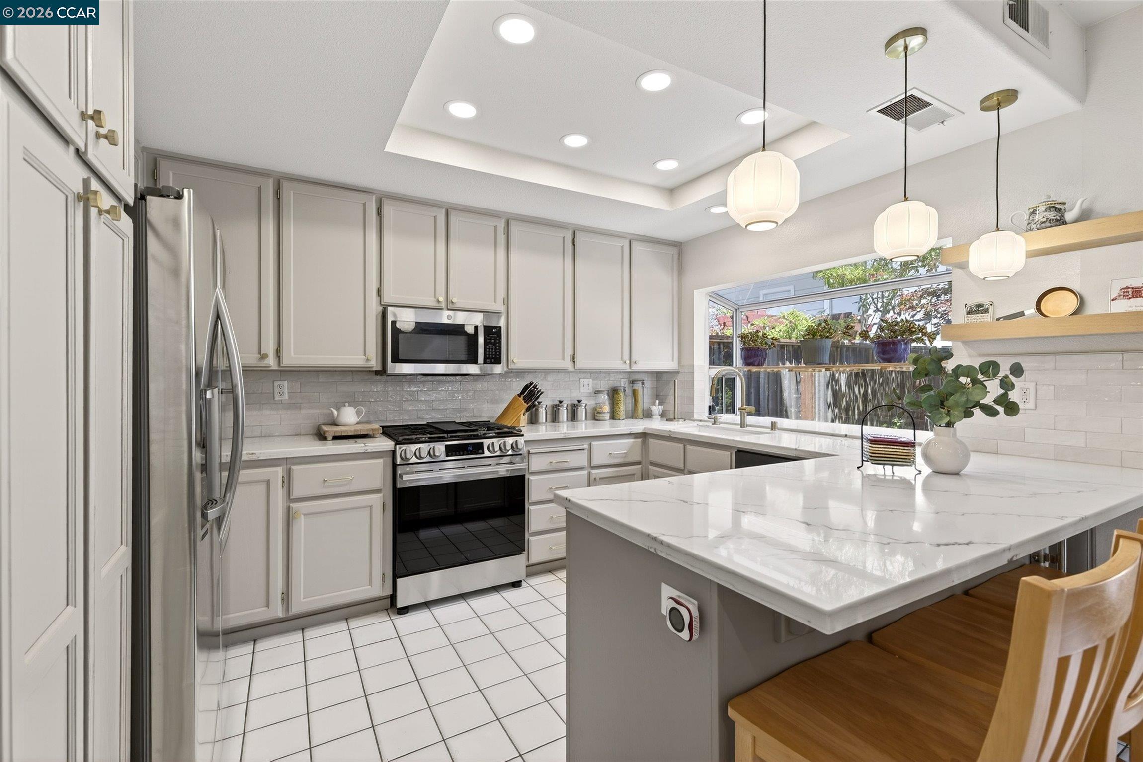 48 Southwind Cir