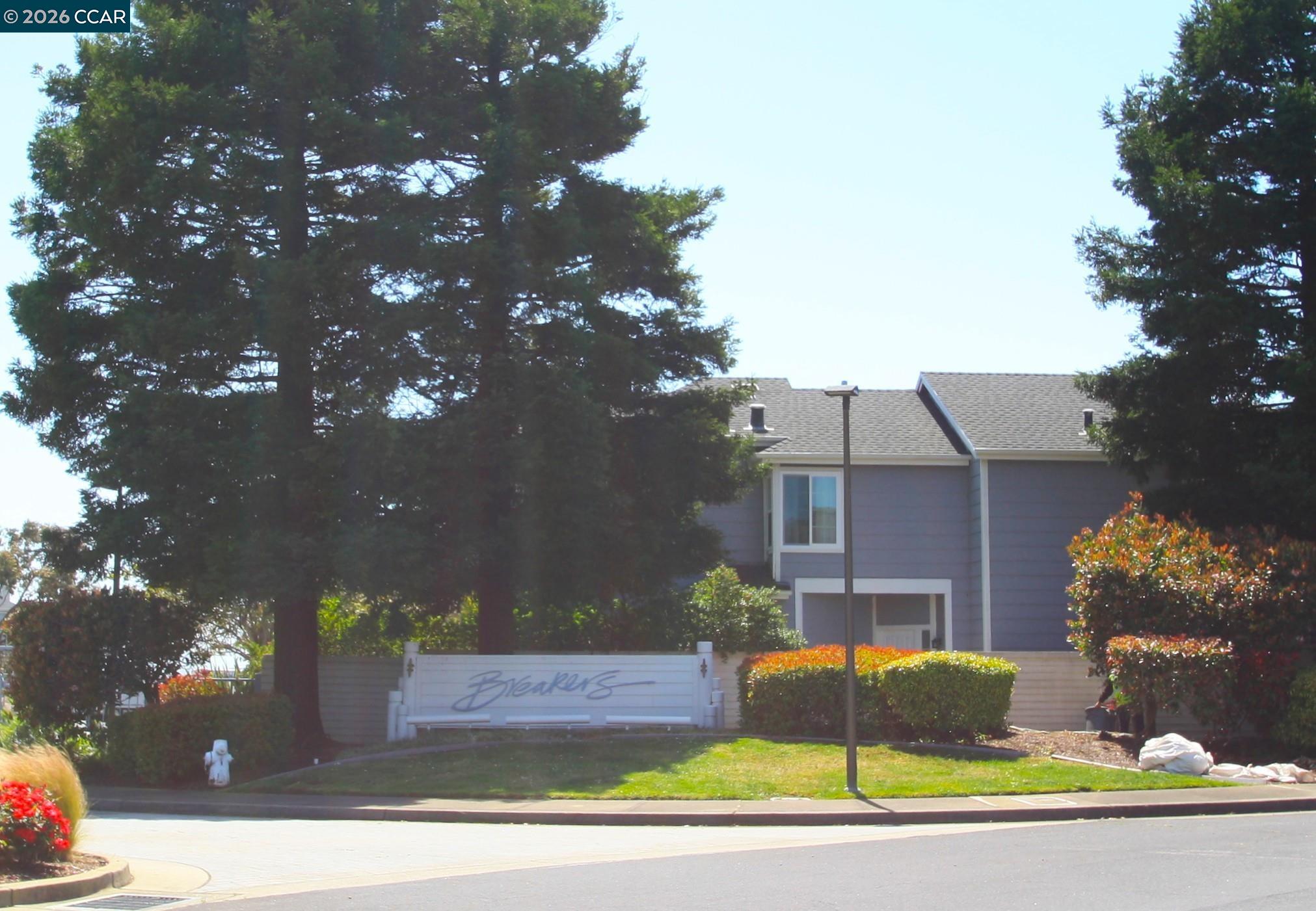 48 Southwind Cir