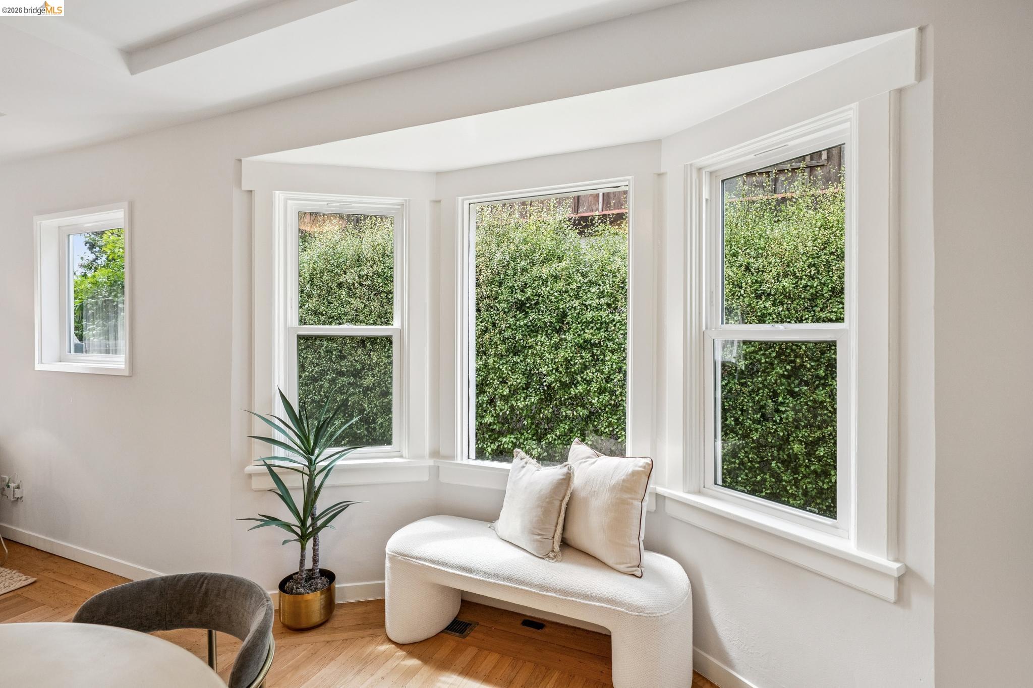 762 Neilson St.