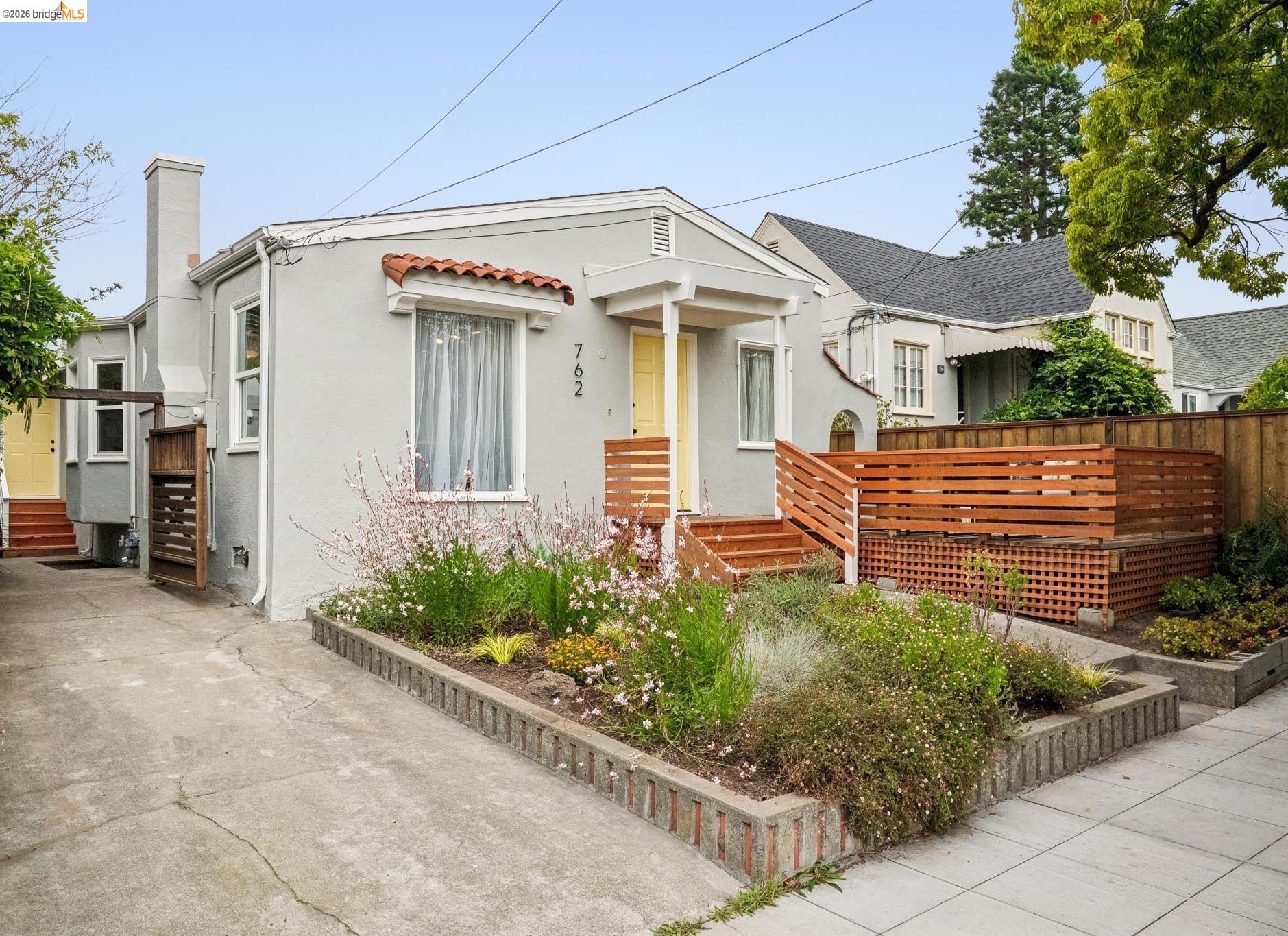 762 Neilson St.