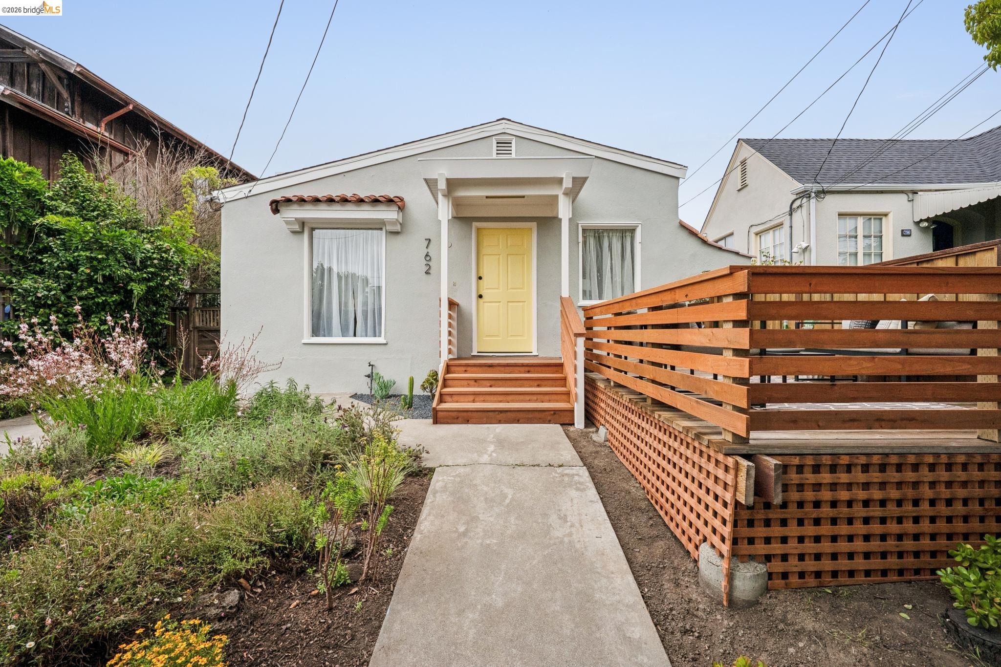 762 Neilson St.