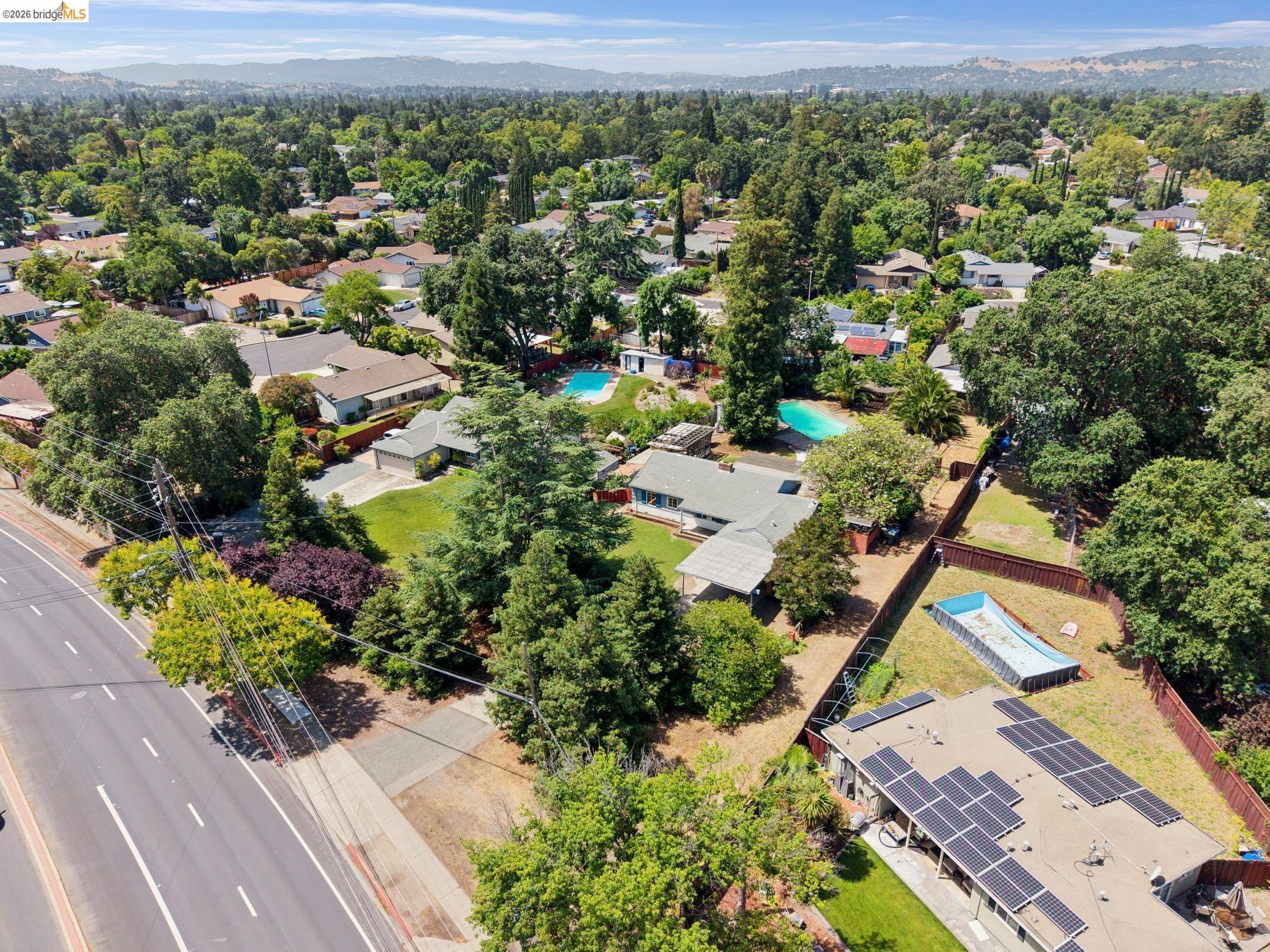 1035 Oak Grove Rd