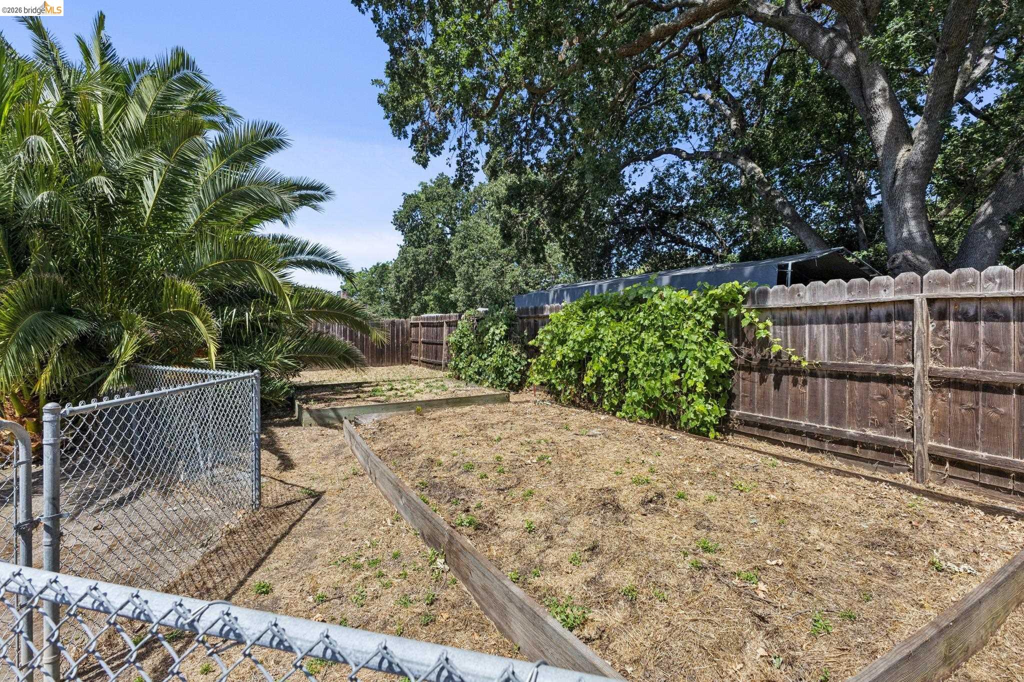1035 Oak Grove Rd
