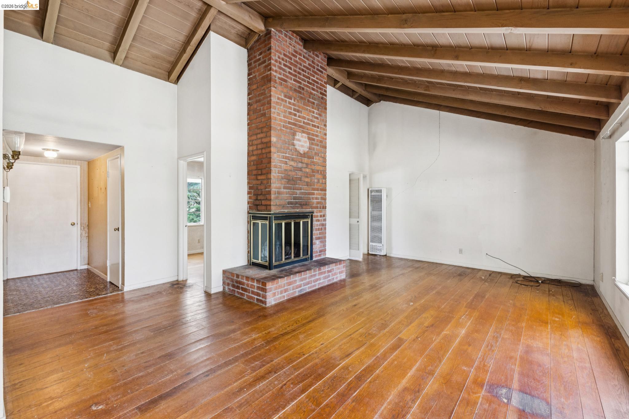 1035 Oak Grove Rd