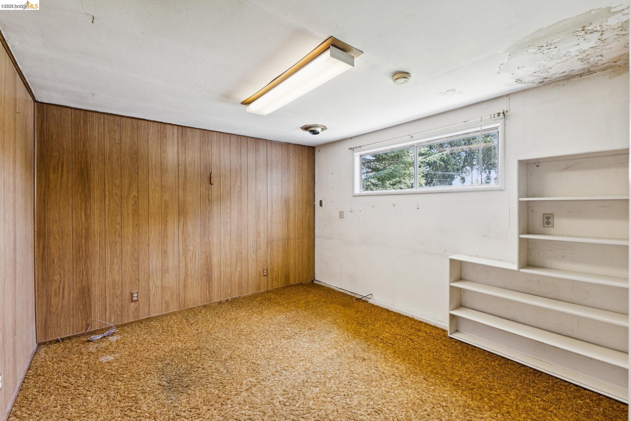 1035 Oak Grove Rd