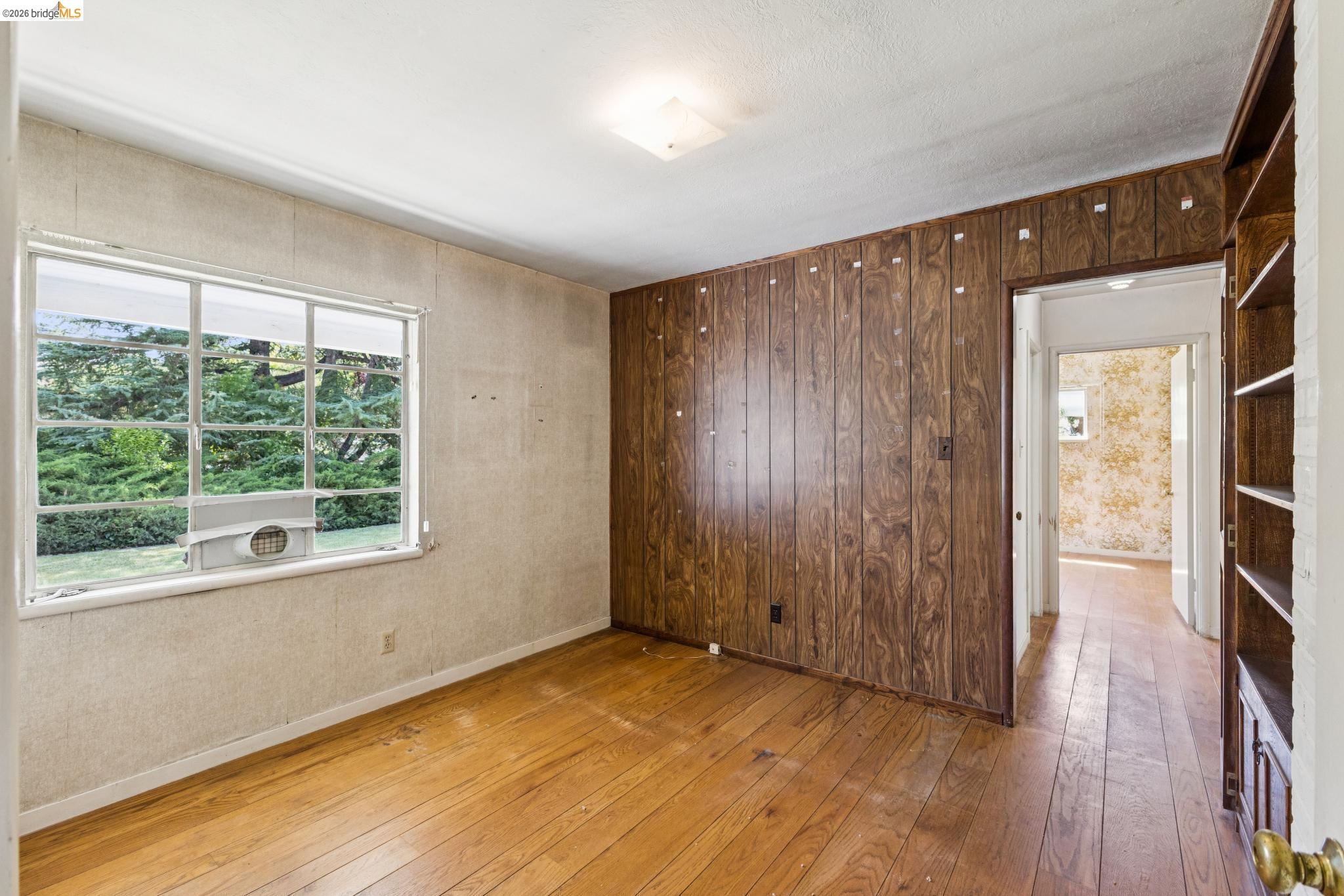 1035 Oak Grove Rd