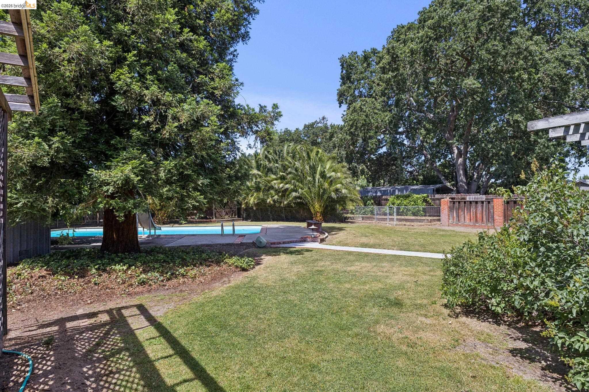 1035 Oak Grove Rd
