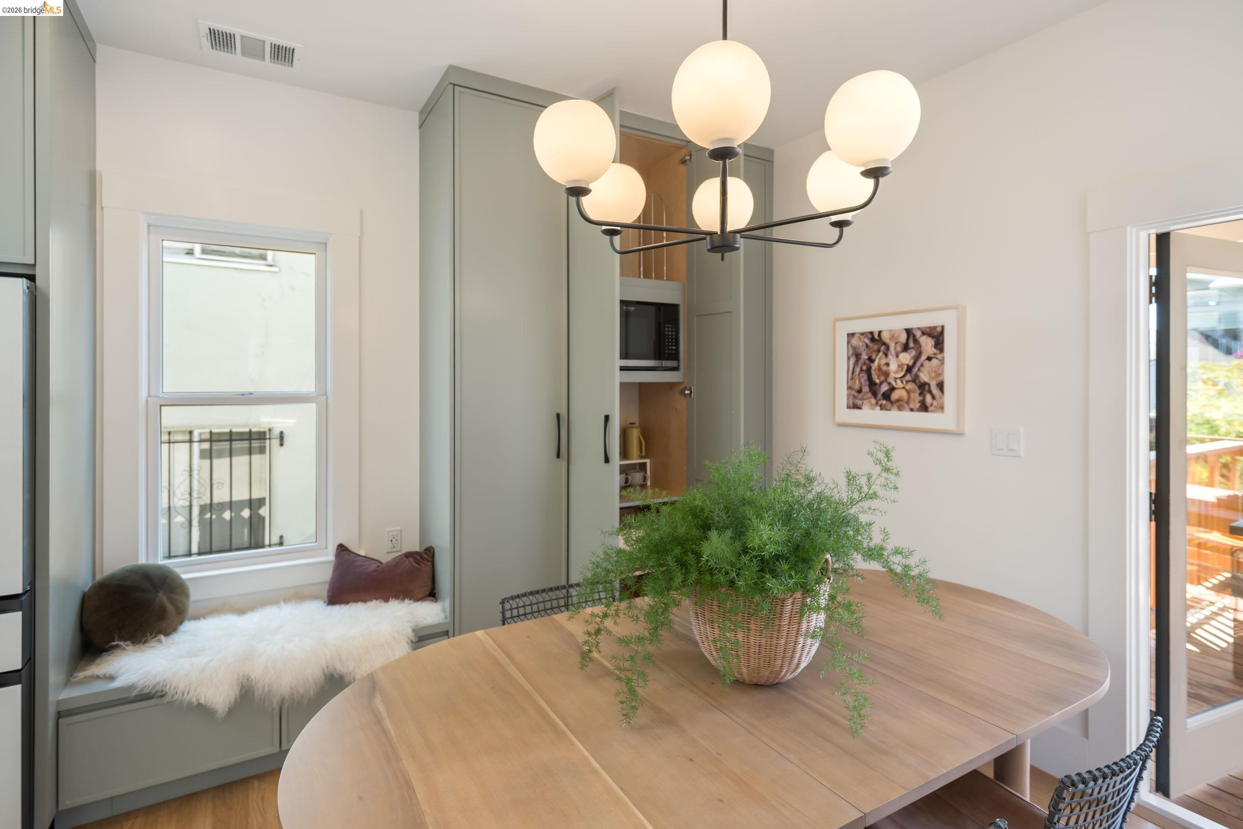 463 44th Street