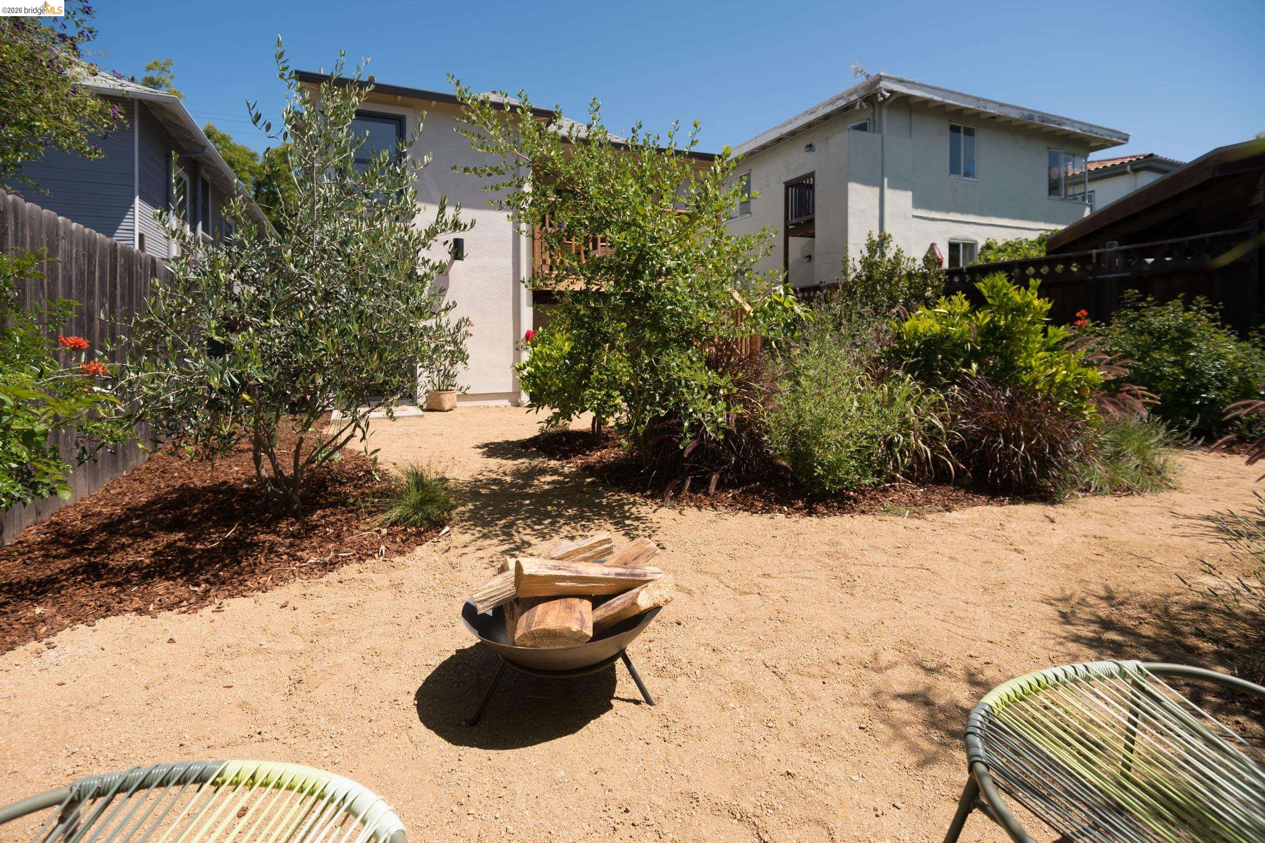 463 44th Street