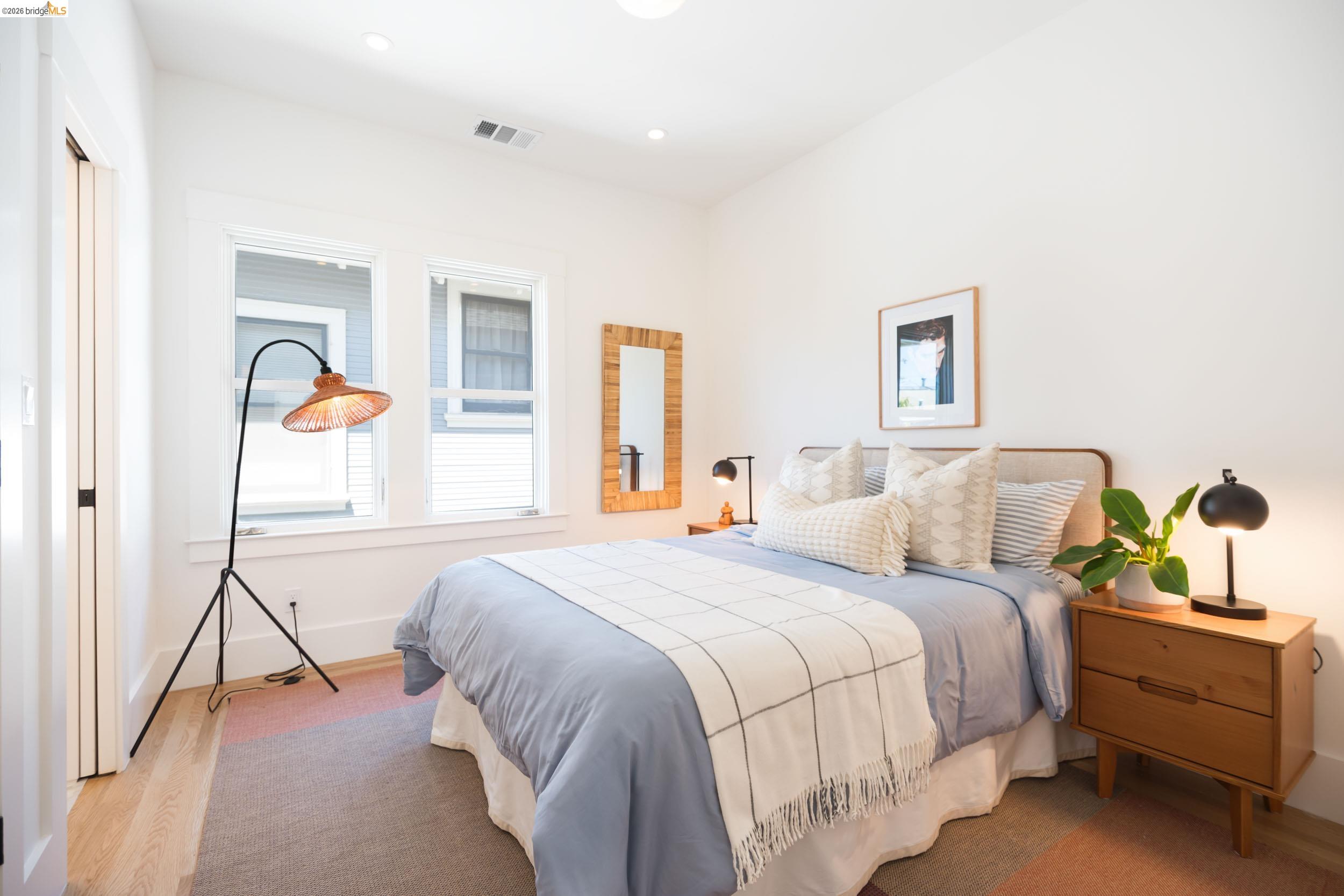 463 44th Street