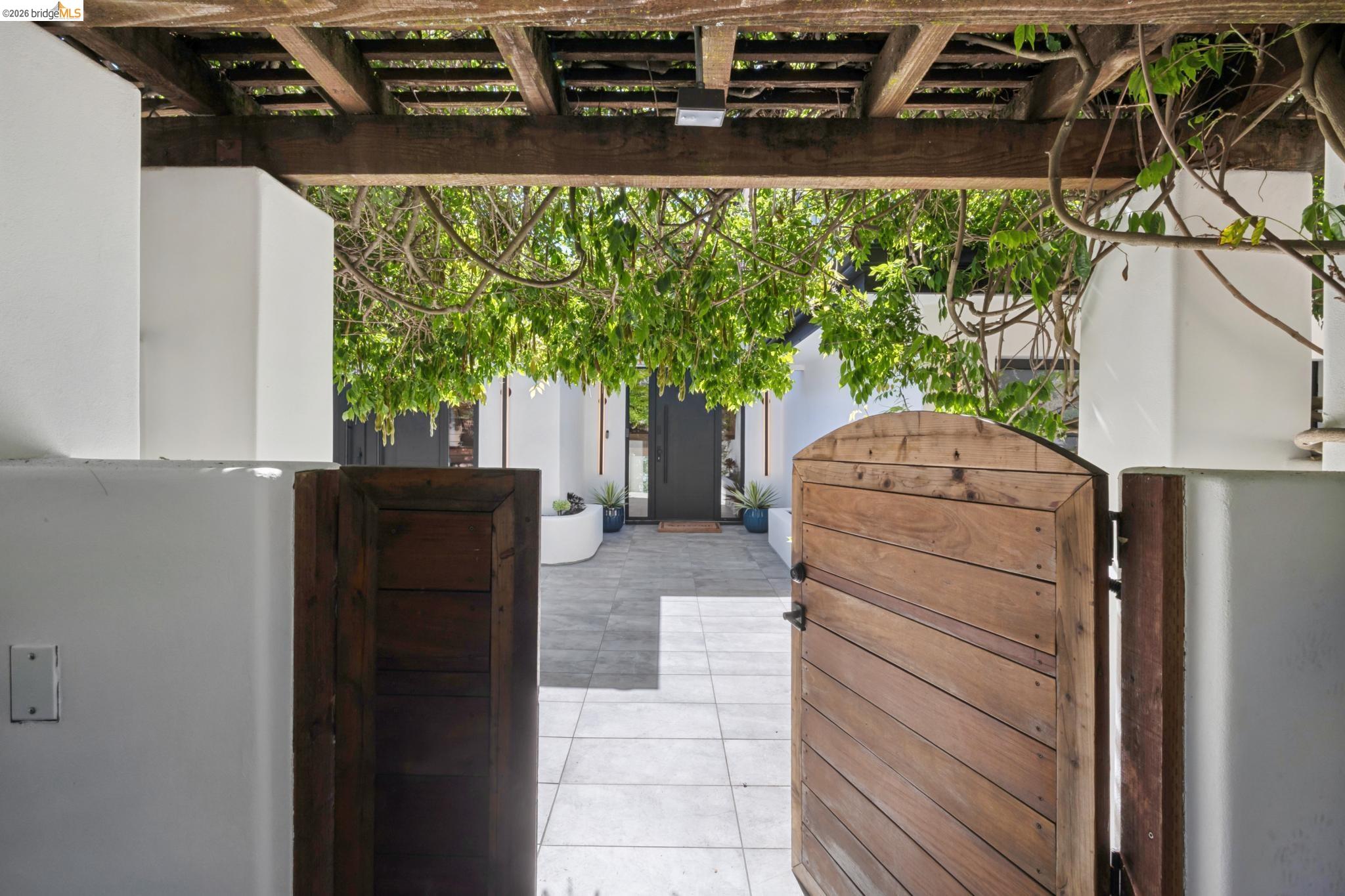 16030 Broadway Terrace