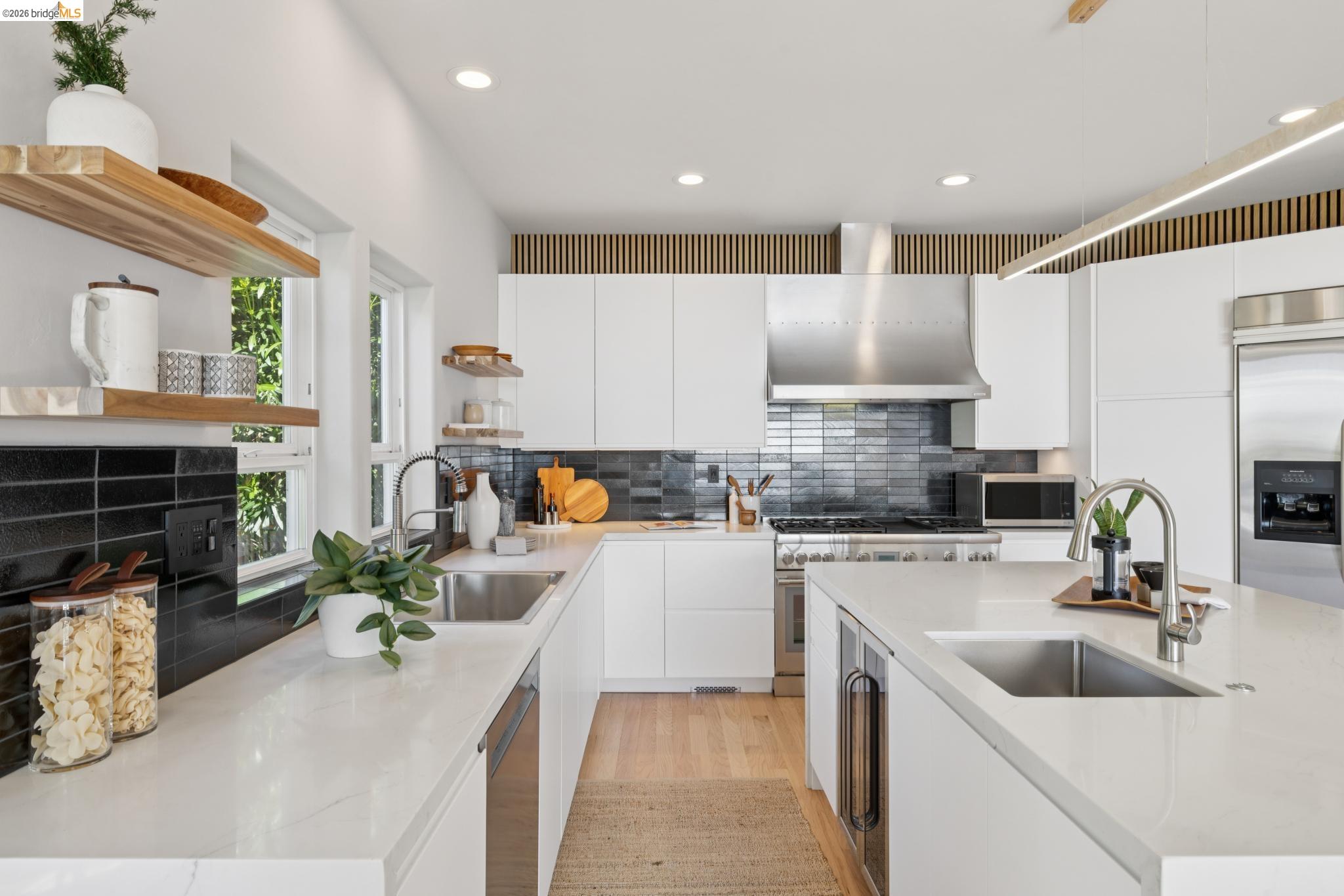 16030 Broadway Terrace