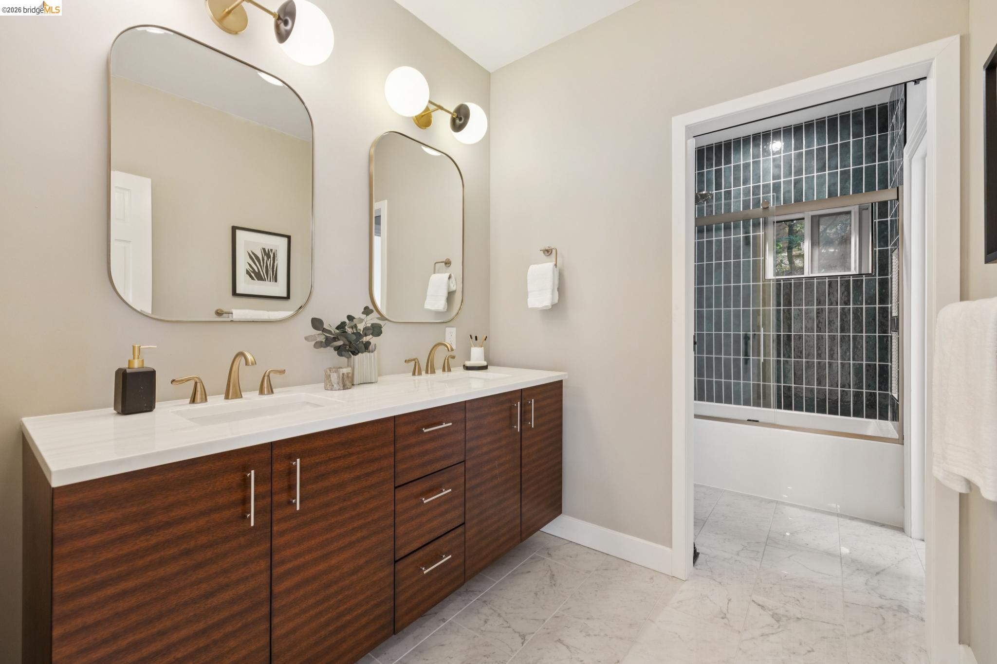 16030 Broadway Terrace