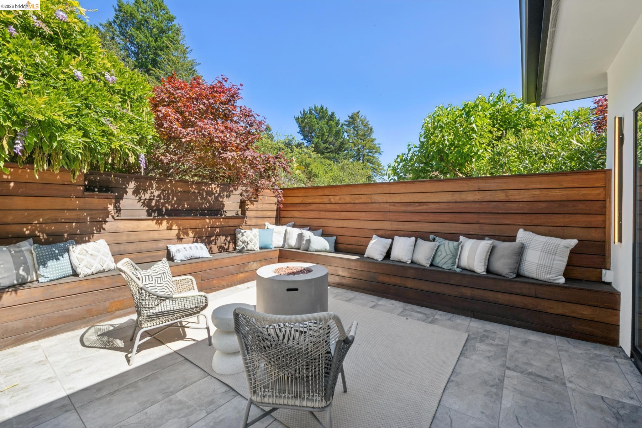 16030 Broadway Terrace