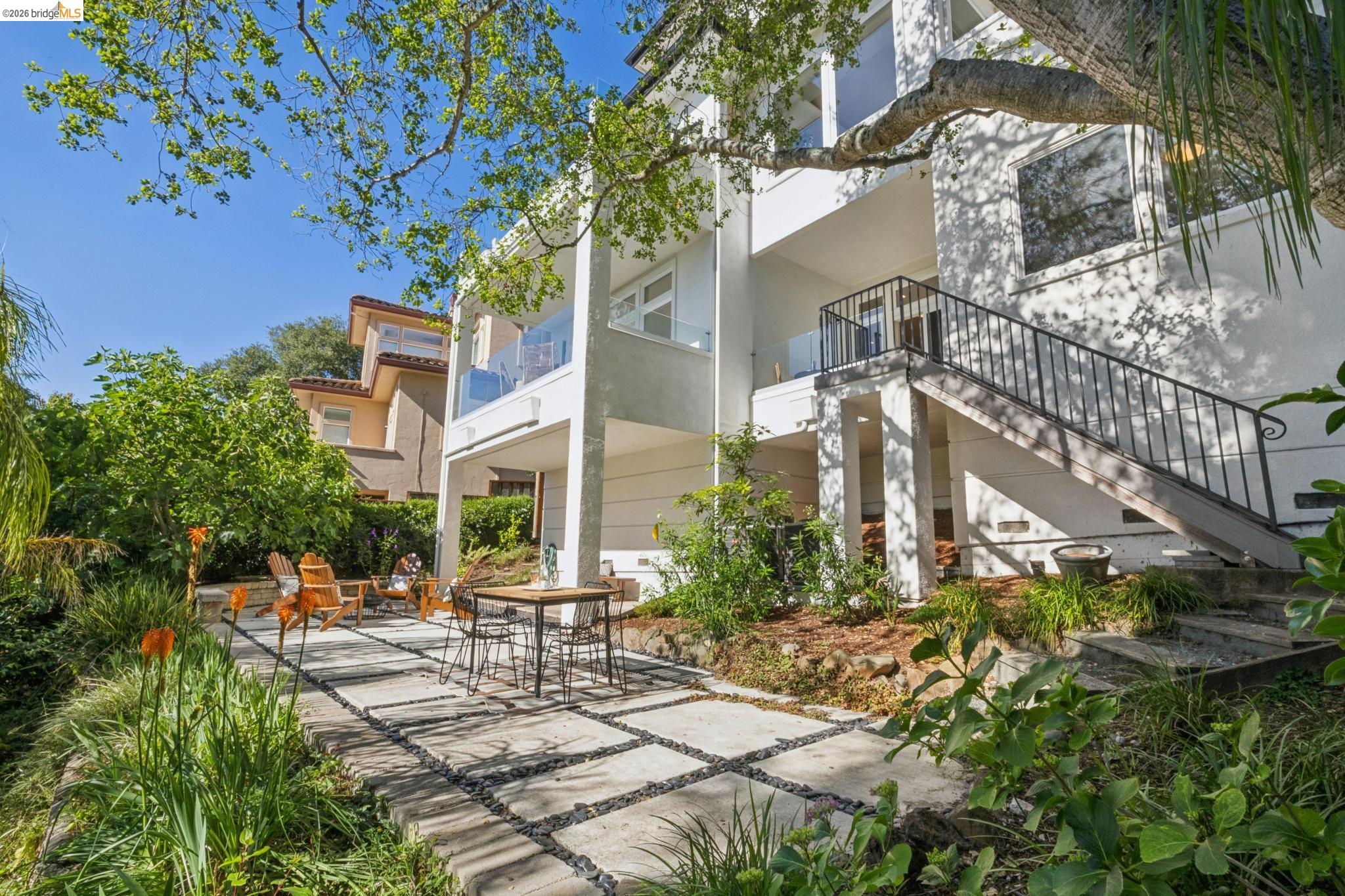 16030 Broadway Terrace