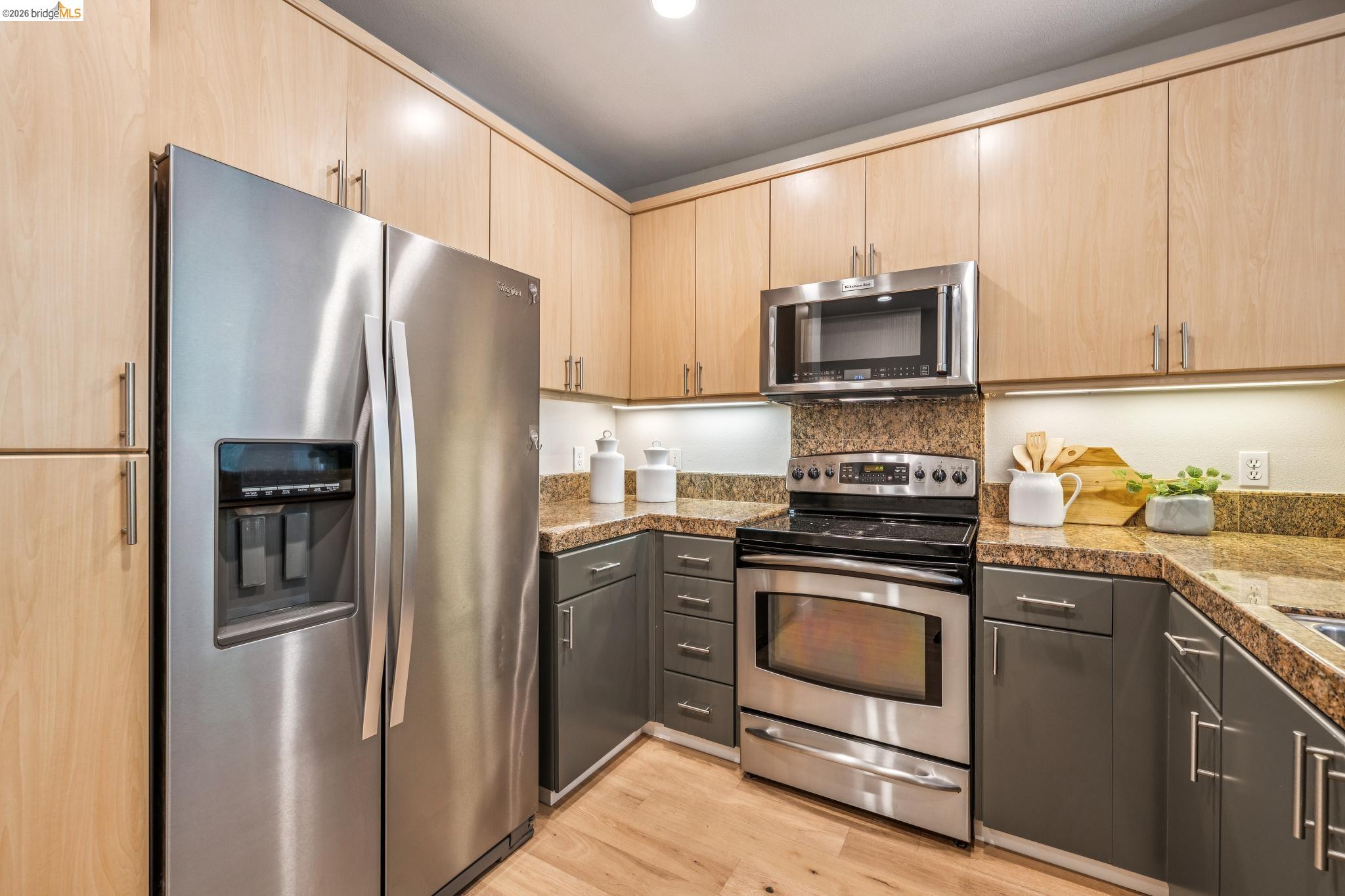 3090 Glascock Street # 216
