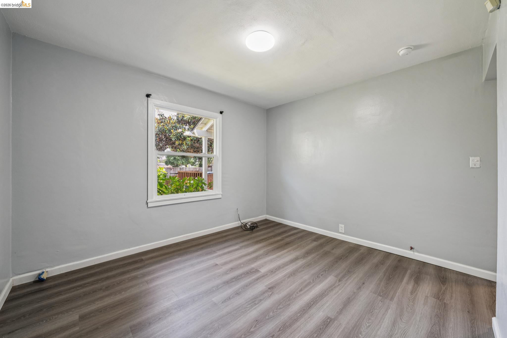 18 W Bissell Ave # 204