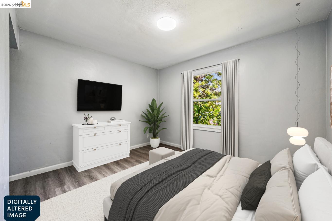 18 W Bissell Ave # 204