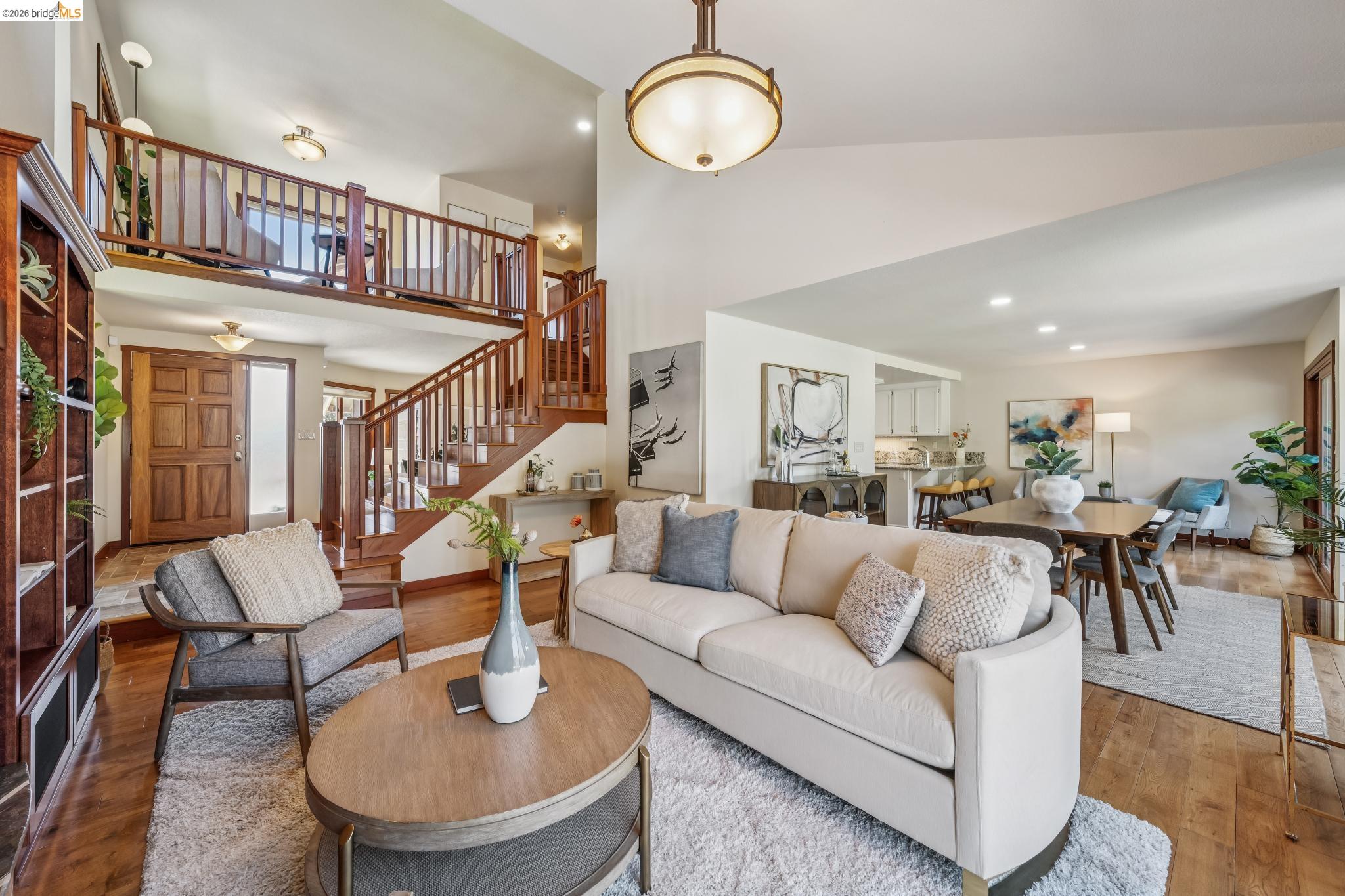 2206 Pinehurst Court