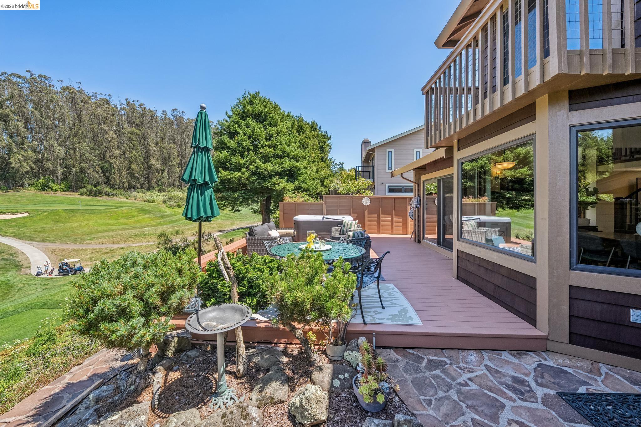 2206 Pinehurst Court