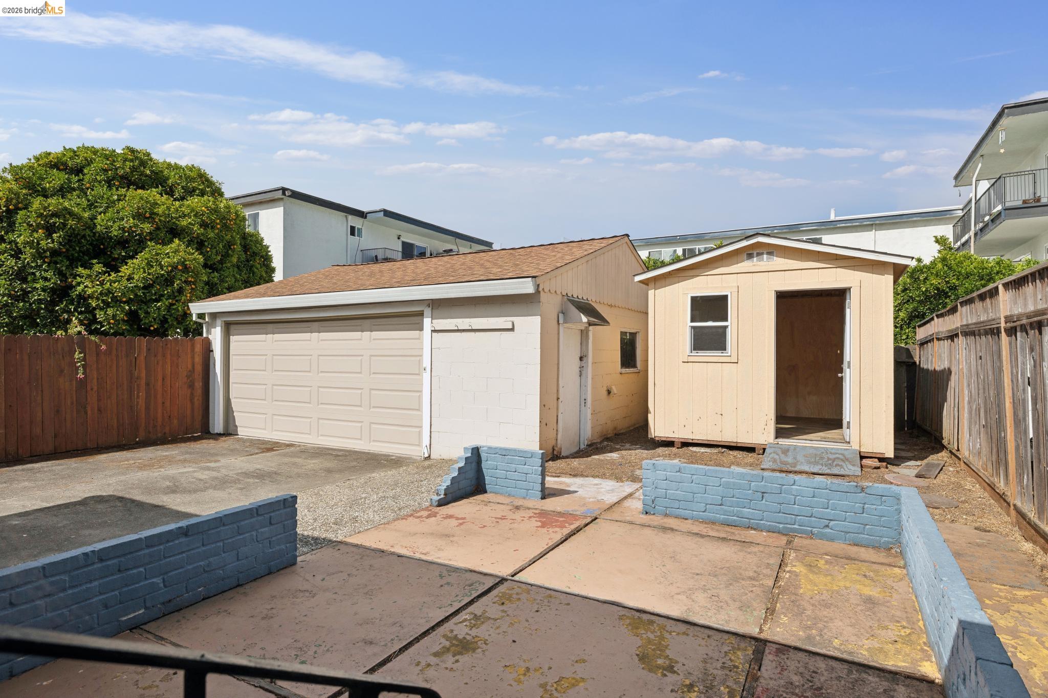 1147 Huff Ave