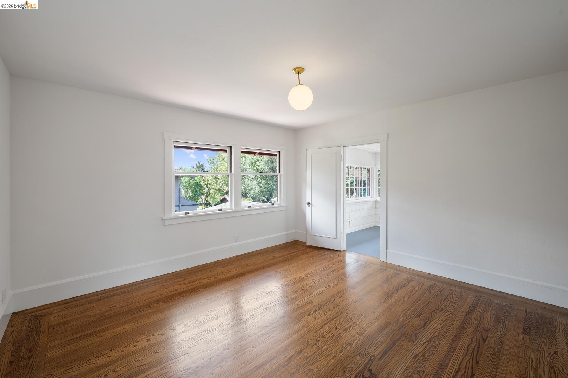 2714 Woolsey Street