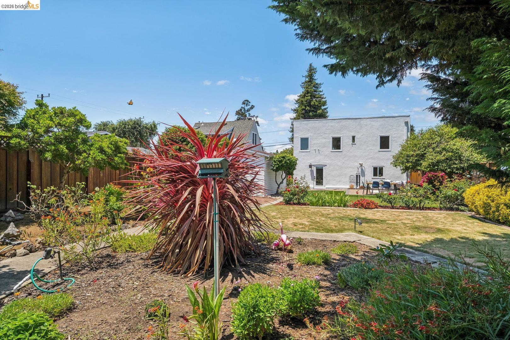 525 Dowling Blvd.