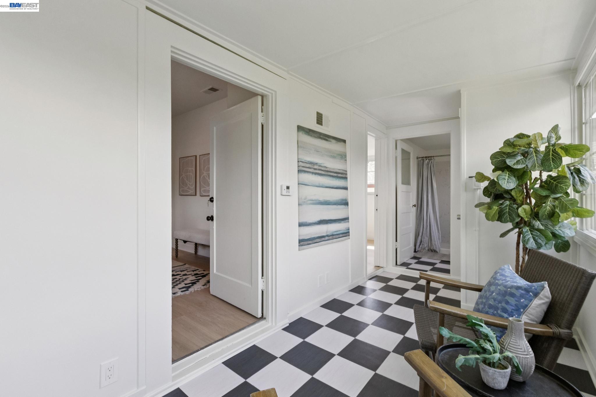 2607 Alcatraz Ave