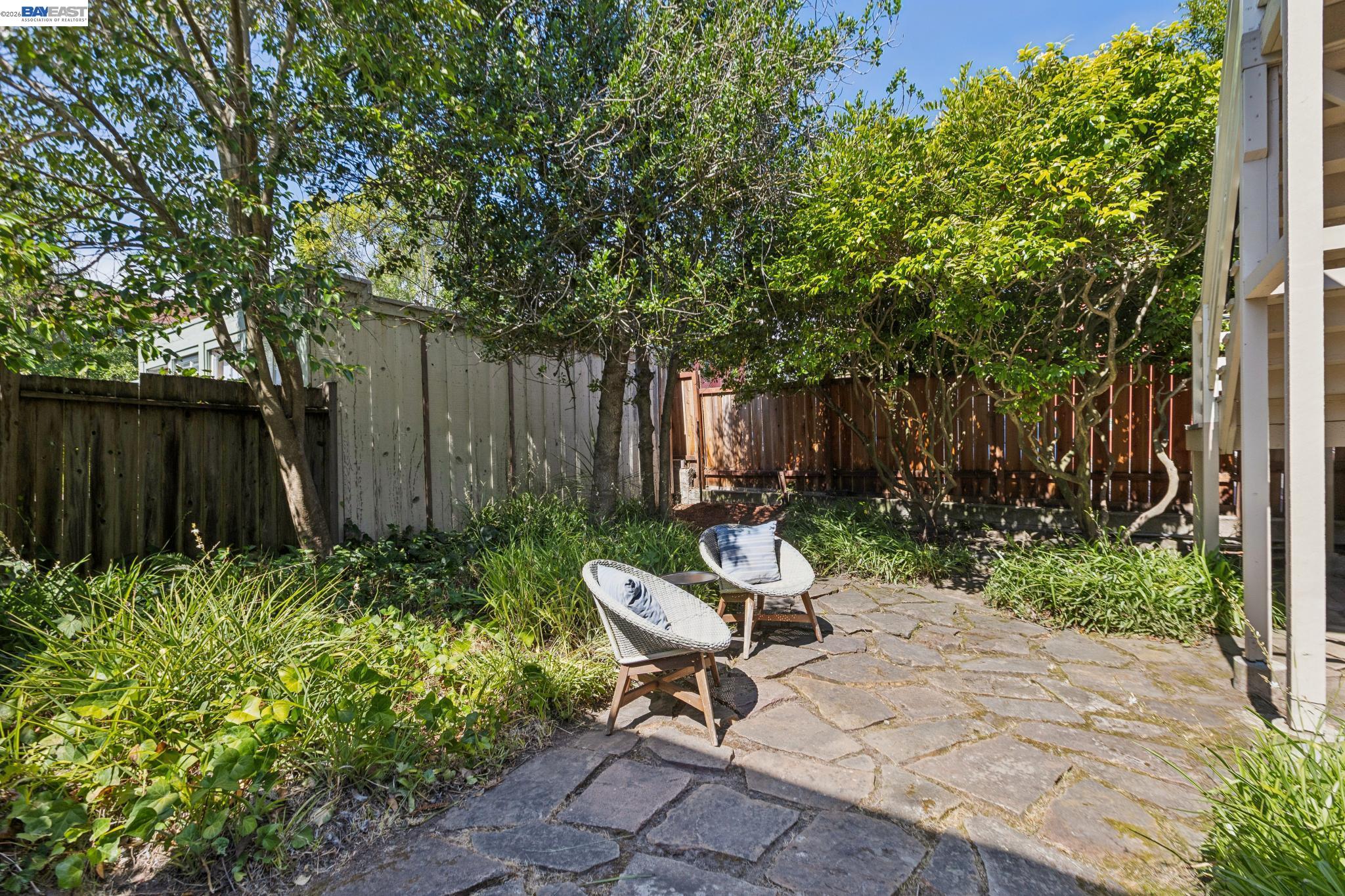 2607 Alcatraz Ave