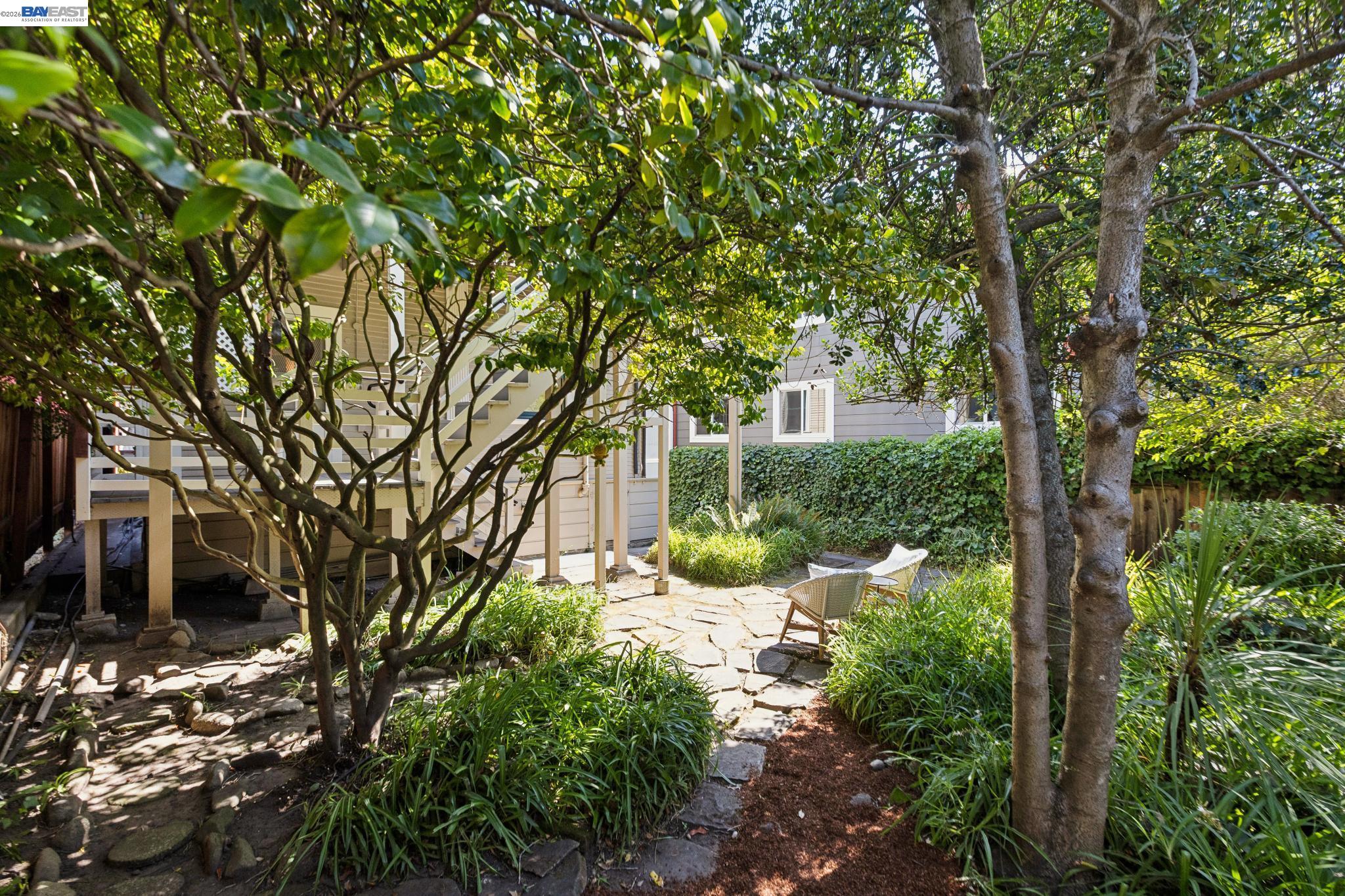 2607 Alcatraz Ave